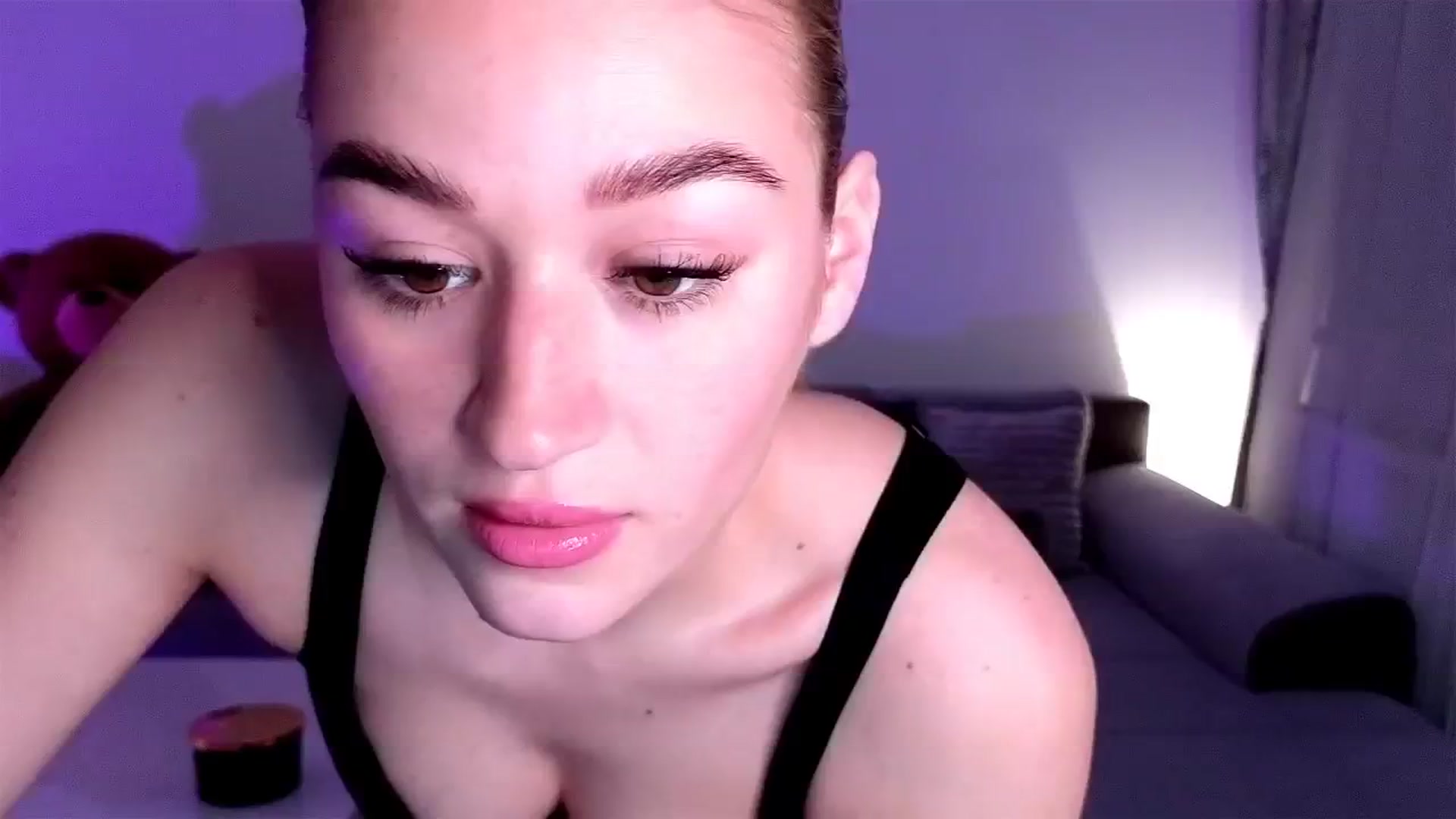 Gallery image thumbnail from CheckmyPeach's myfreecams stream on, 04/22/2025, 24:58 image 4 of 20