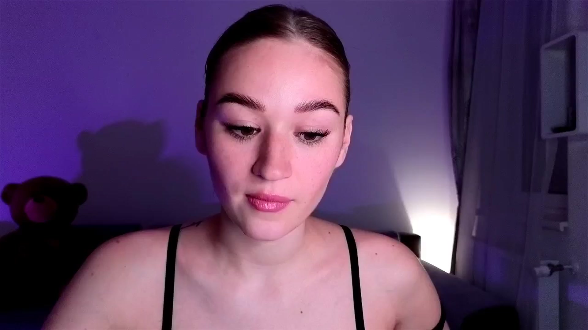 Gallery image thumbnail from CheckmyPeach's myfreecams stream on, 04/22/2025, 24:58 image 8 of 20