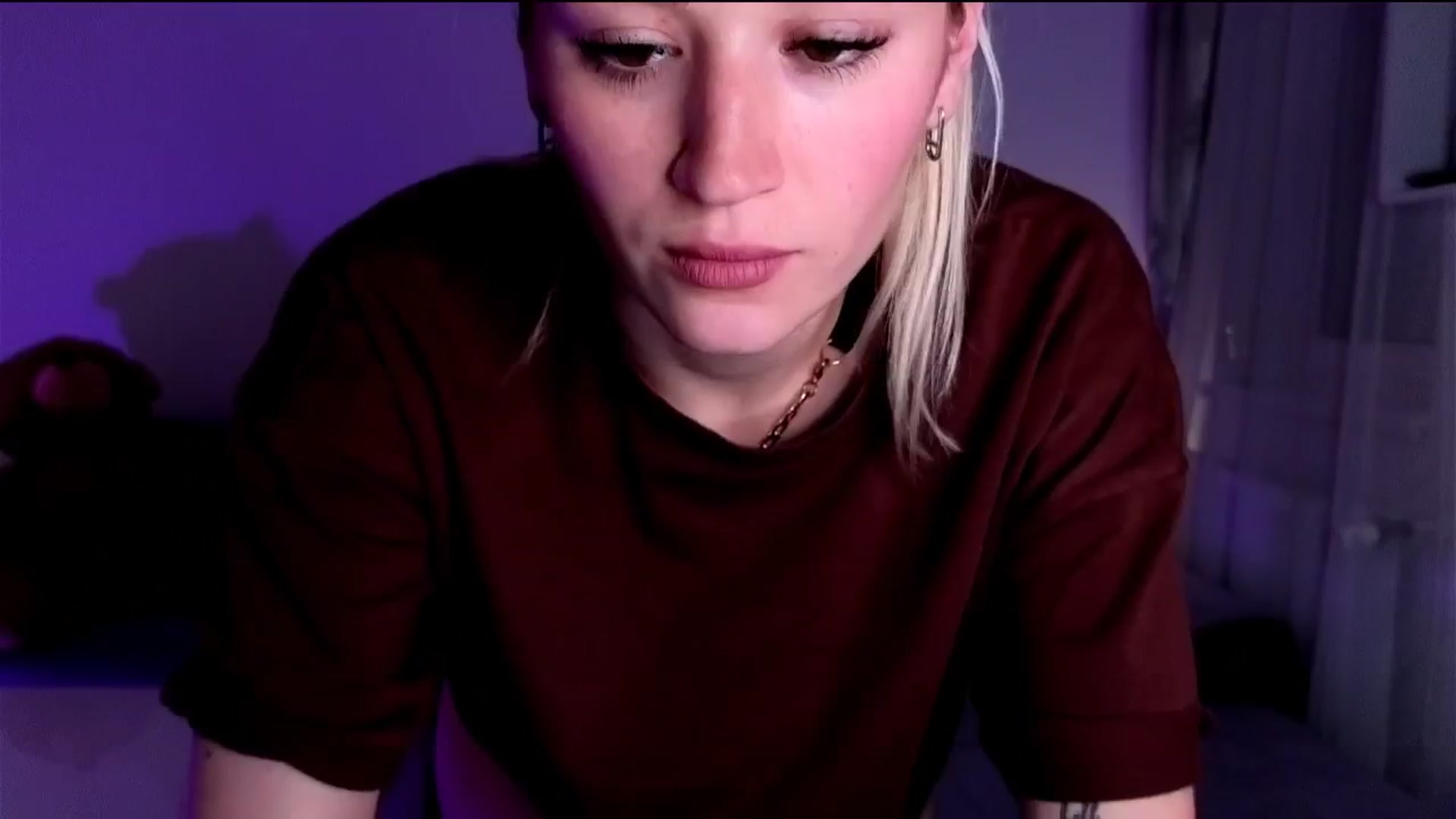 Gallery image thumbnail from CheckmyPeach's myfreecams stream on, 05/04/2025, 16:14 image 11 of 20