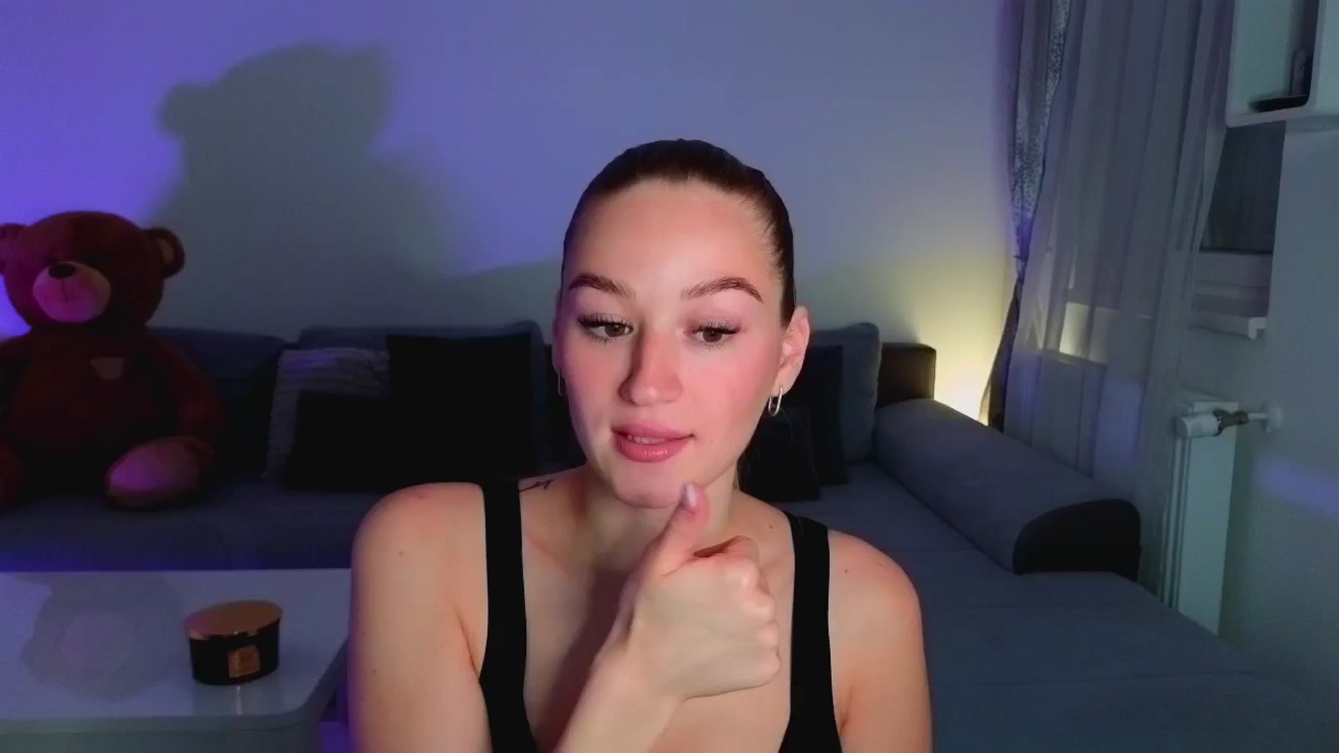 Gallery image thumbnail from CheckmyPeach's myfreecams stream on, 05/24/2025, 13:08 image 10 of 20
