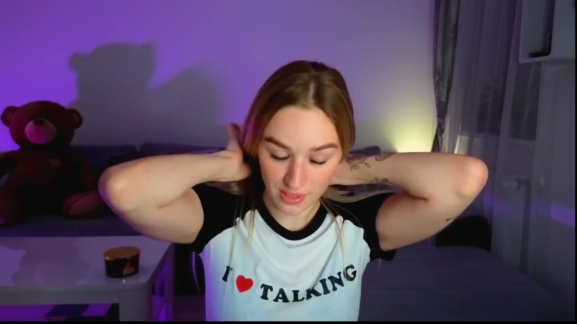 Gallery image thumbnail from CheckmyPeach's myfreecams stream on, 06/03/2025, 23:30 image 2 of 20