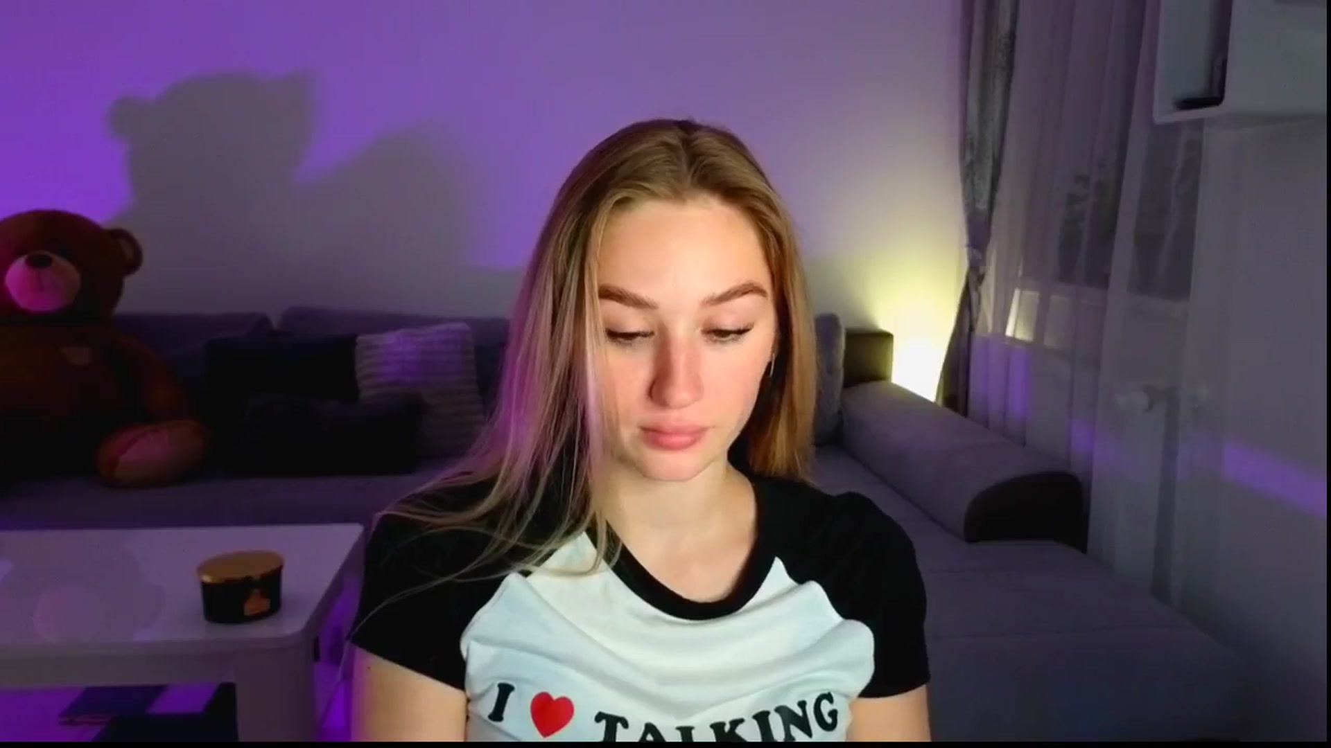 Gallery image thumbnail from CheckmyPeach's myfreecams stream on, 06/03/2025, 23:30 image 18 of 20