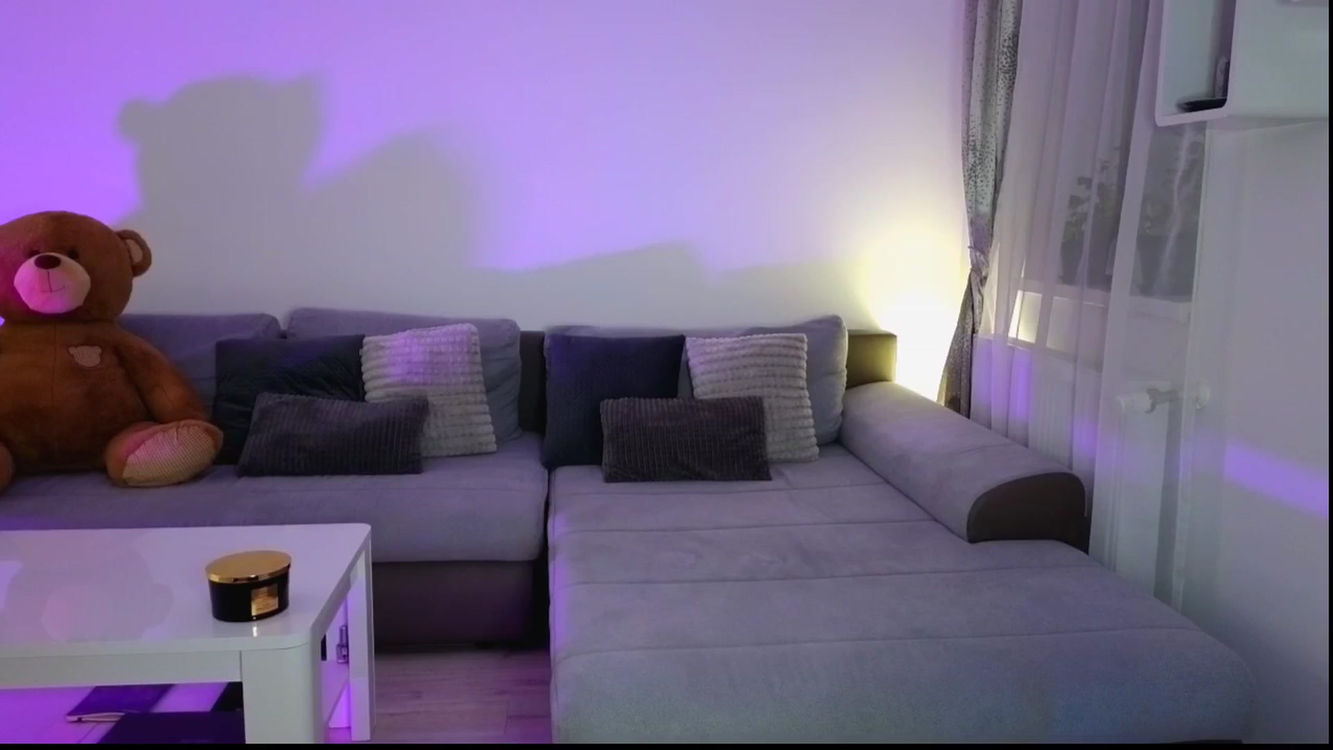Gallery image thumbnail from CheckmyPeach's myfreecams stream on, 06/03/2025, 23:30 image 15 of 20