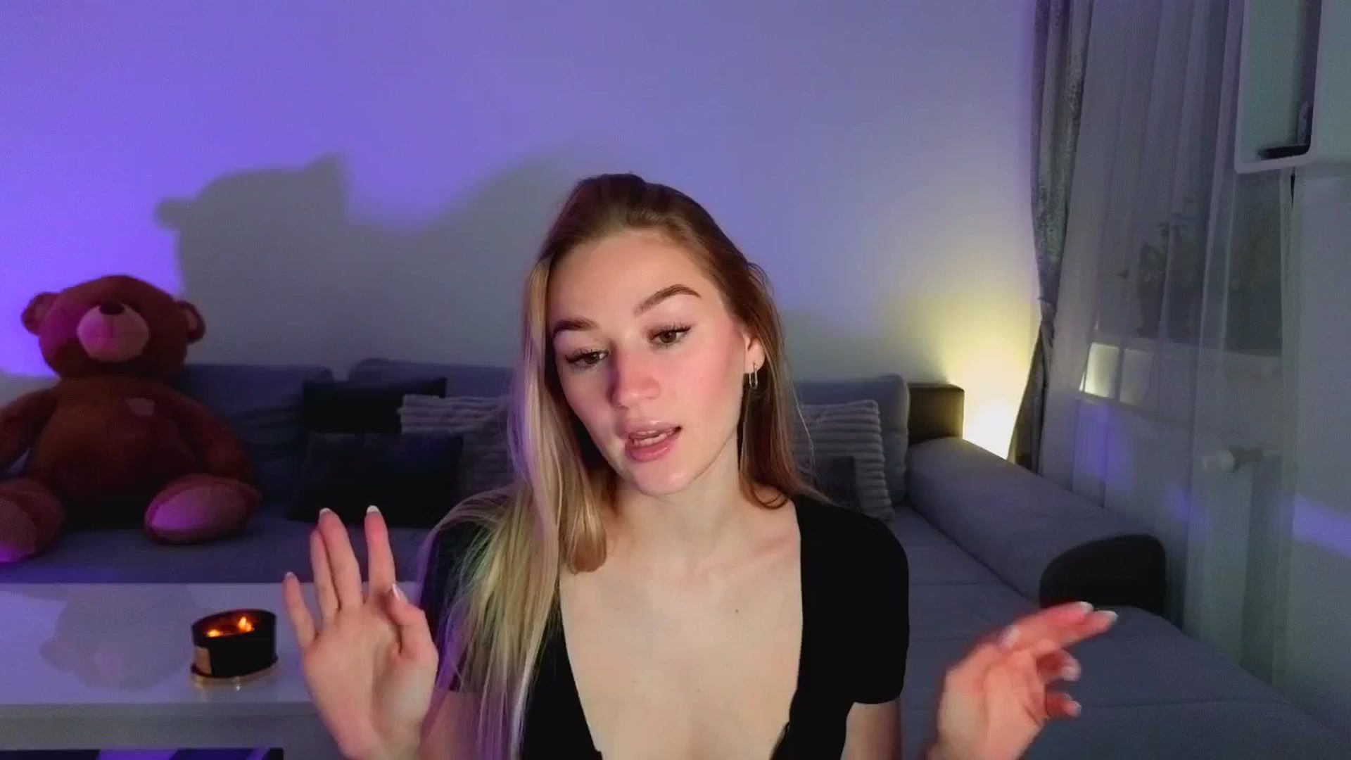 Gallery image thumbnail from CheckmyPeach's myfreecams stream on, 06/05/2025, 20:02 image 7 of 20