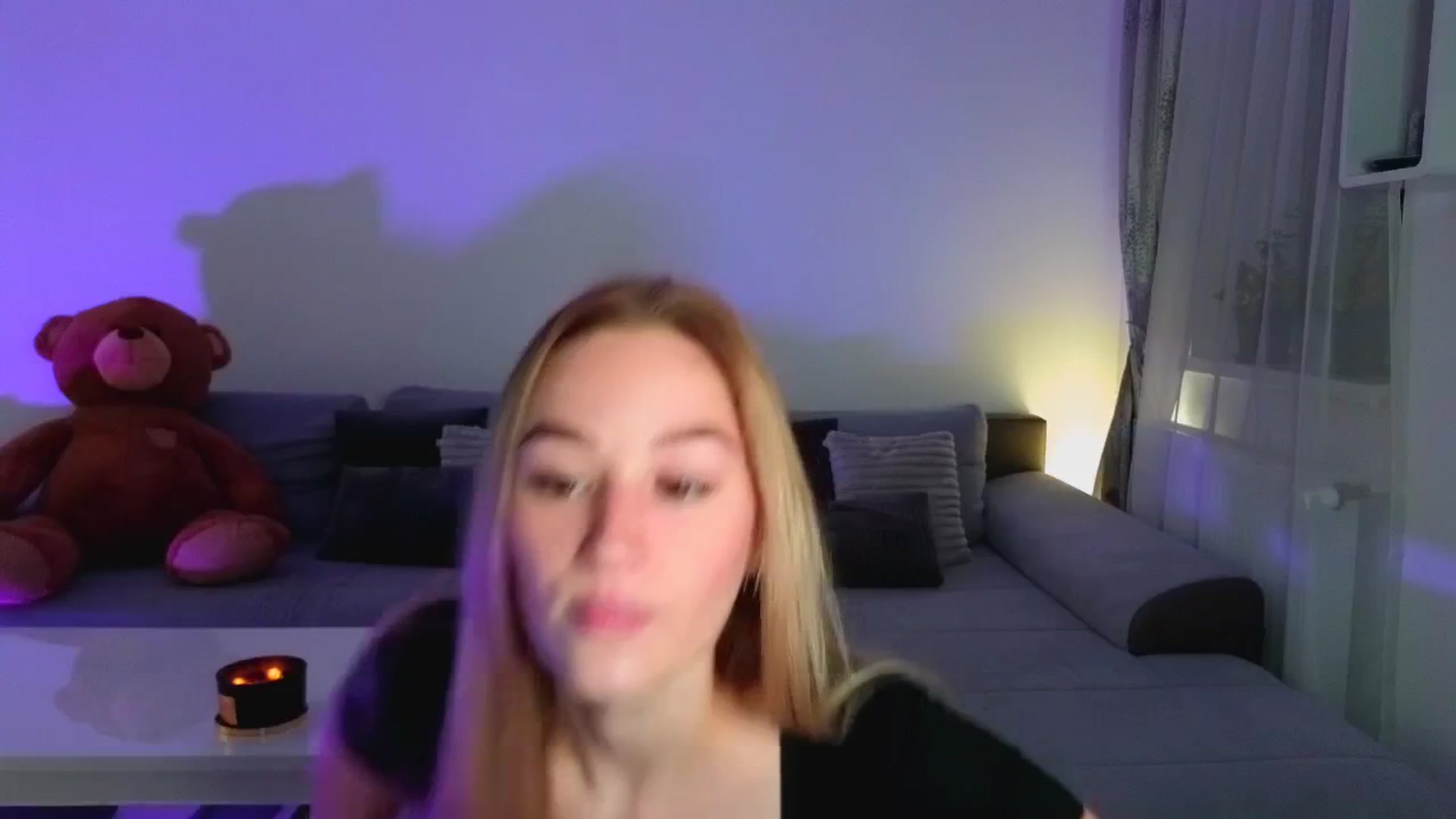 Gallery image thumbnail from CheckmyPeach's myfreecams stream on, 06/05/2025, 20:02 image 15 of 20