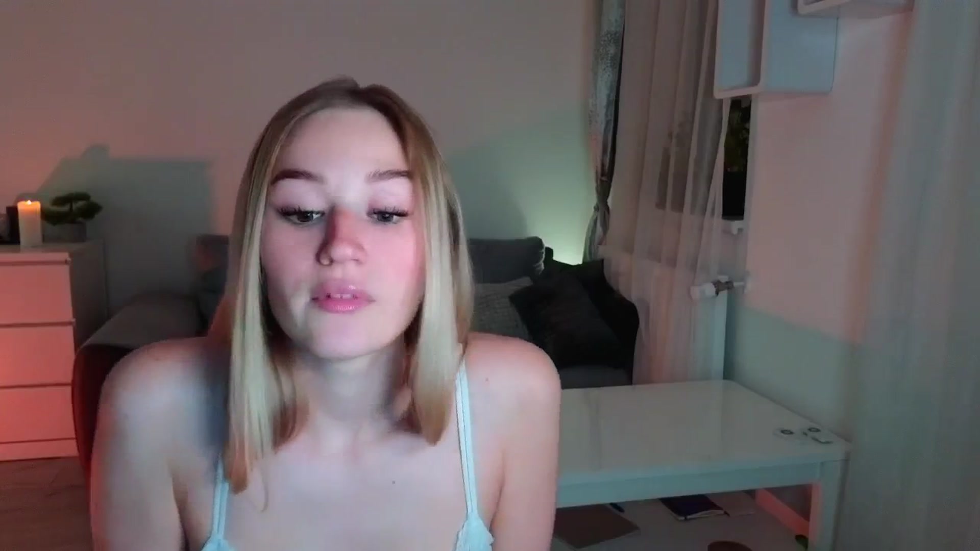 Gallery image thumbnail from CheckmyPeach's myfreecams stream on, 06/11/2025, 20:56 image 2 of 20