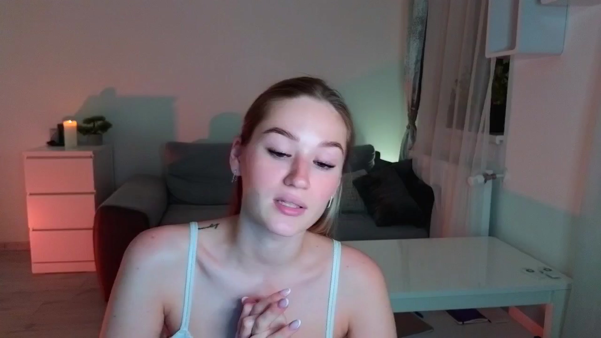 Gallery image thumbnail from CheckmyPeach's myfreecams stream on, 06/11/2025, 22:21 image 1 of 20
