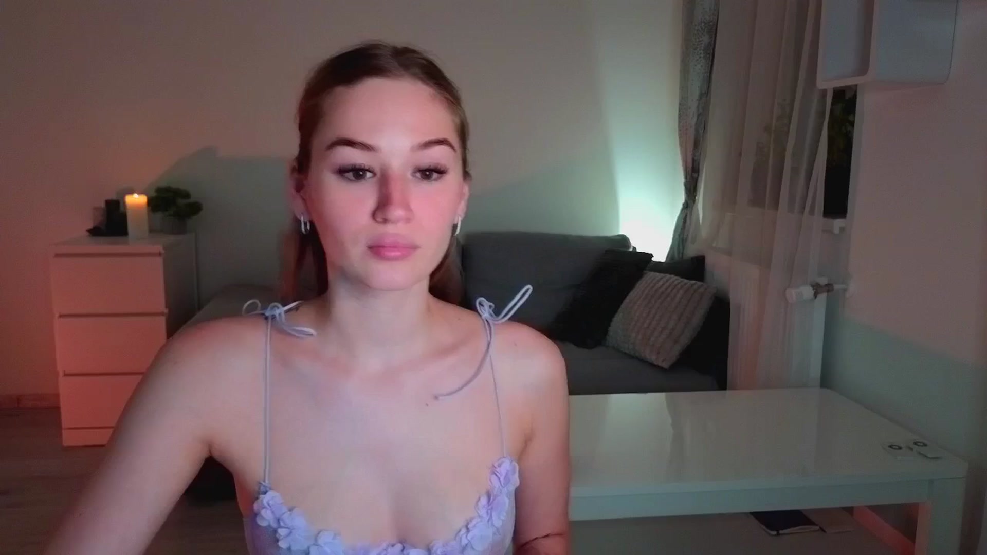 Gallery image thumbnail from CheckmyPeach's myfreecams stream on, 06/13/2025, 19:34 image 20 of 20