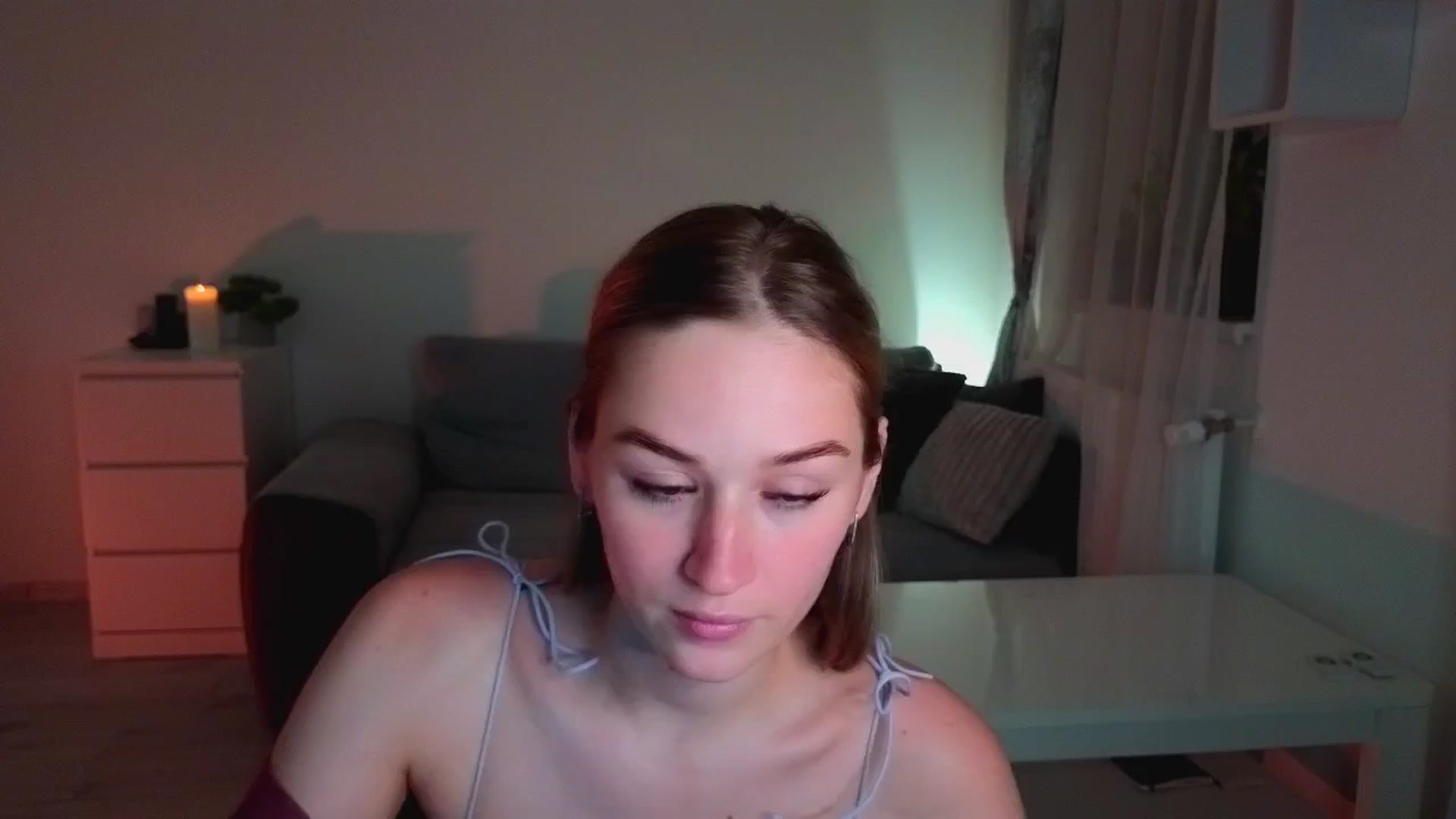 Gallery image thumbnail from CheckmyPeach's myfreecams stream on, 06/13/2025, 21:01 image 5 of 20