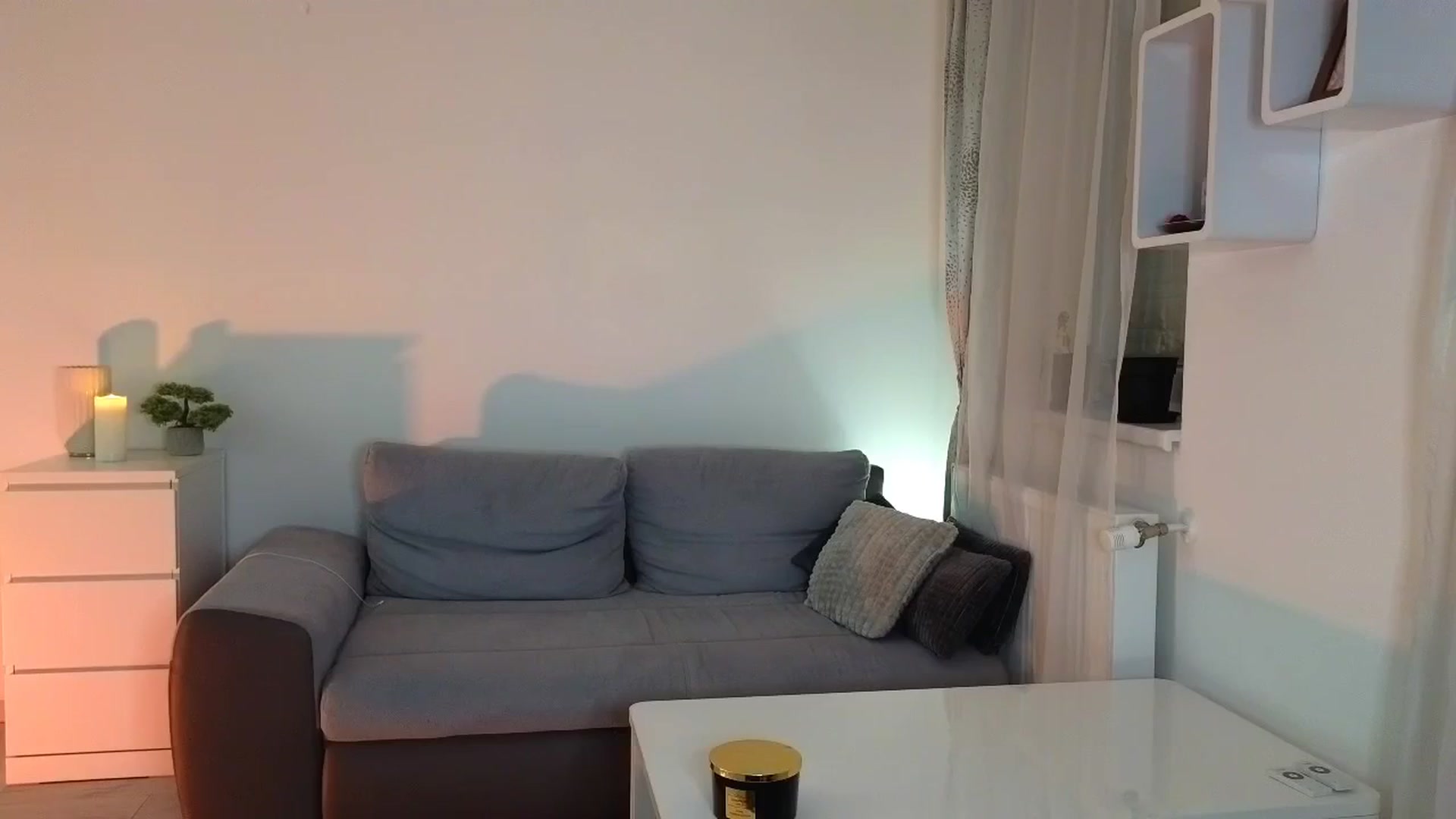 Gallery image thumbnail from CheckmyPeach's myfreecams stream on, 06/29/2025, 18:51 image 4 of 20