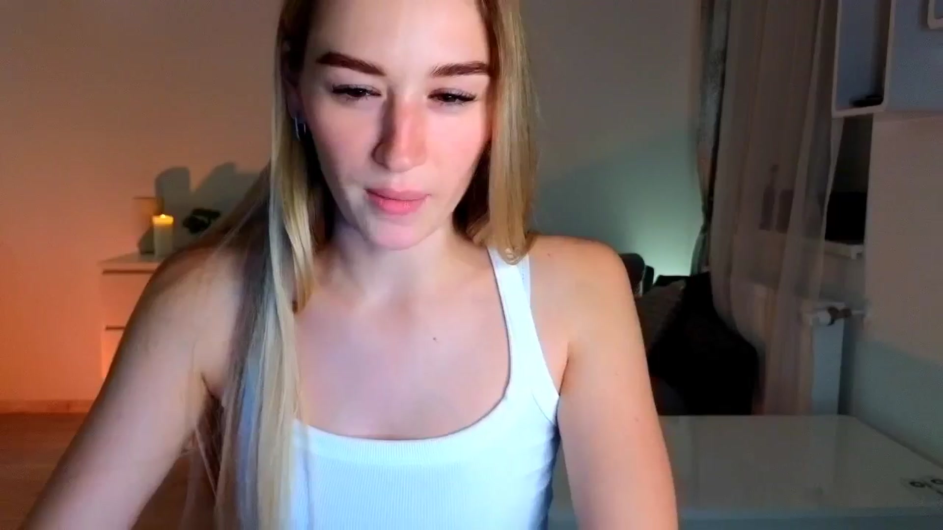 Gallery image thumbnail from CheckmyPeach's myfreecams stream on, 07/05/2025, 17:05 image 12 of 20