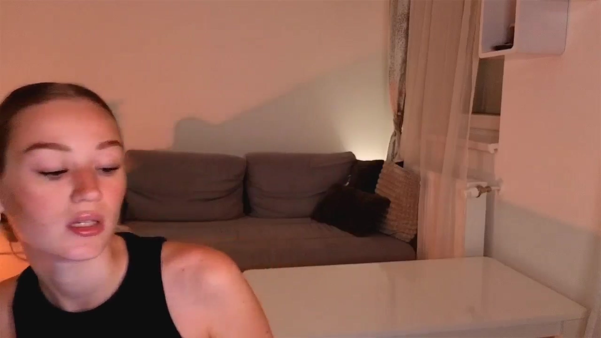 Gallery image thumbnail from CheckmyPeach's myfreecams stream on, 08/17/2025, 16:37 image 5 of 20