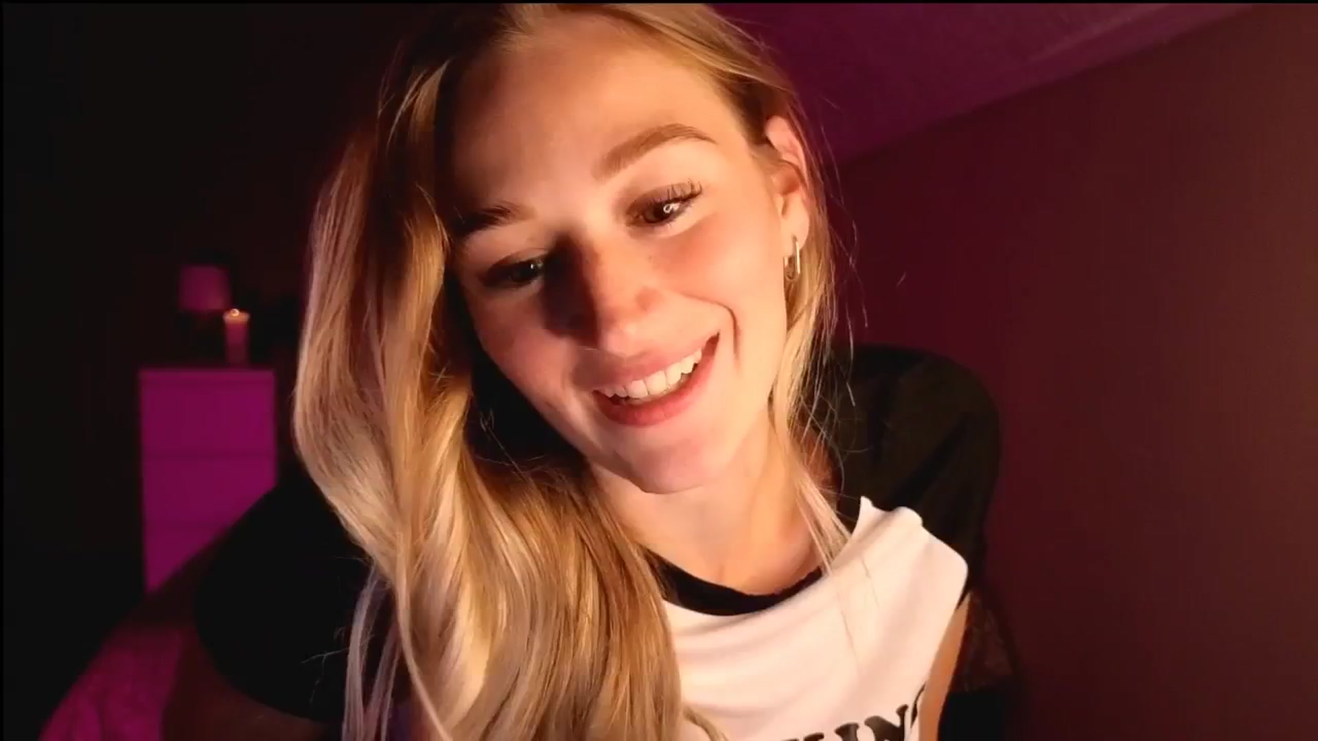Gallery image thumbnail from CheckmyPeach's myfreecams stream on, 10/11/2025, 16:08 image 19 of 20