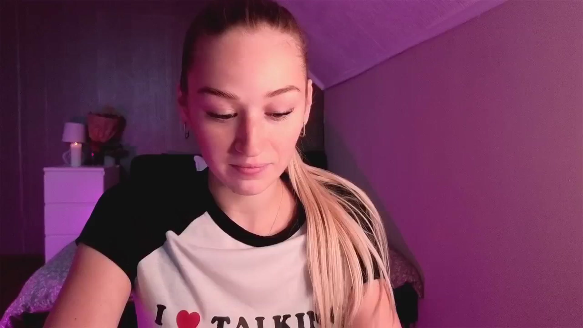 Gallery image thumbnail from CheckmyPeach's myfreecams stream on, 11/08/2025, 14:31 image 1 of 20