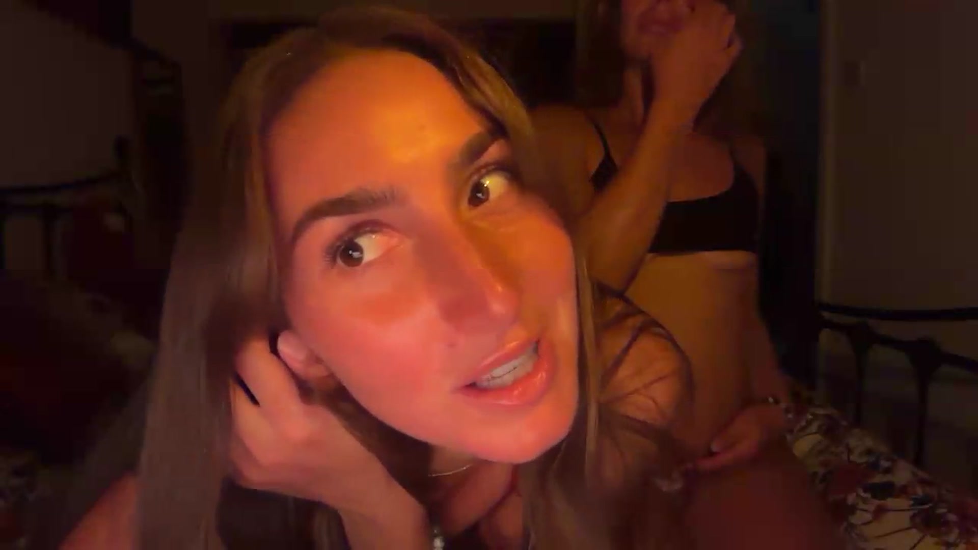 Gallery image thumbnail from CheekyKiki_xox's myfreecams stream on, 08/23/2026, 20:30 image 8 of 20
