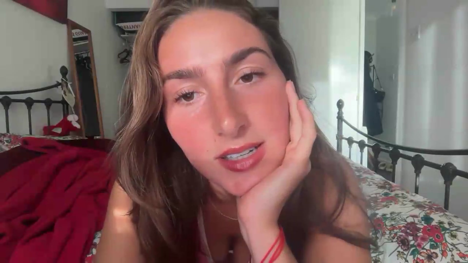 Gallery image thumbnail from CheekyKiki_xox's myfreecams stream on, 08/30/2026, 17:55 image 8 of 20