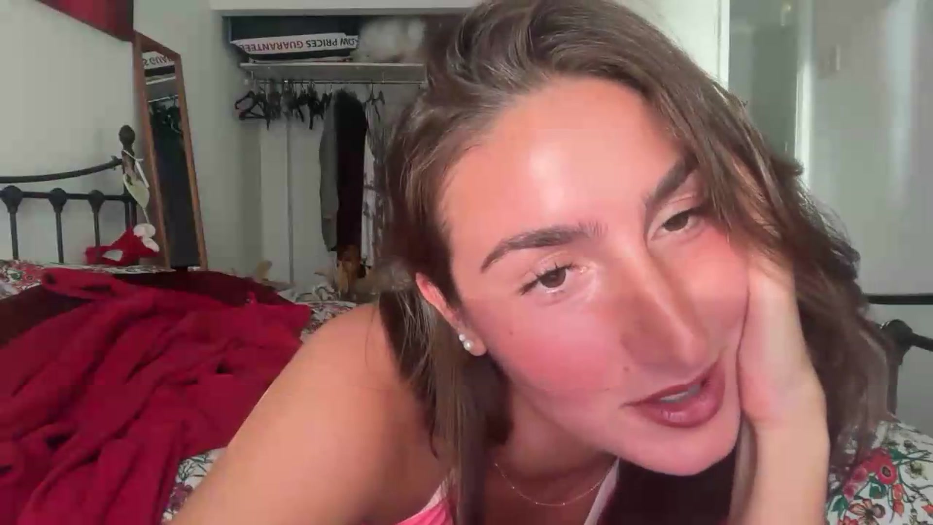 Gallery image thumbnail from CheekyKiki_xox's myfreecams stream on, 08/30/2026, 17:55 image 13 of 20