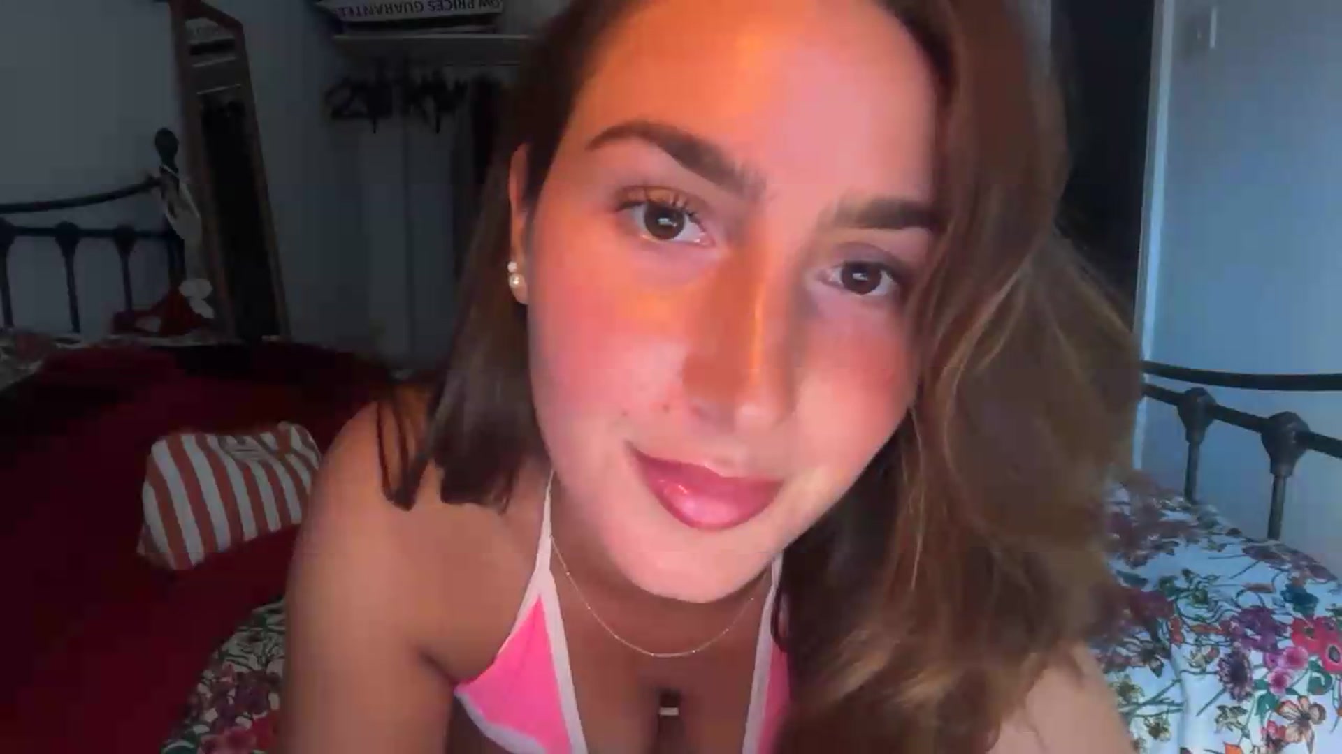 Gallery image thumbnail from CheekyKiki_xox's myfreecams stream on, 08/30/2026, 19:08 image 6 of 20