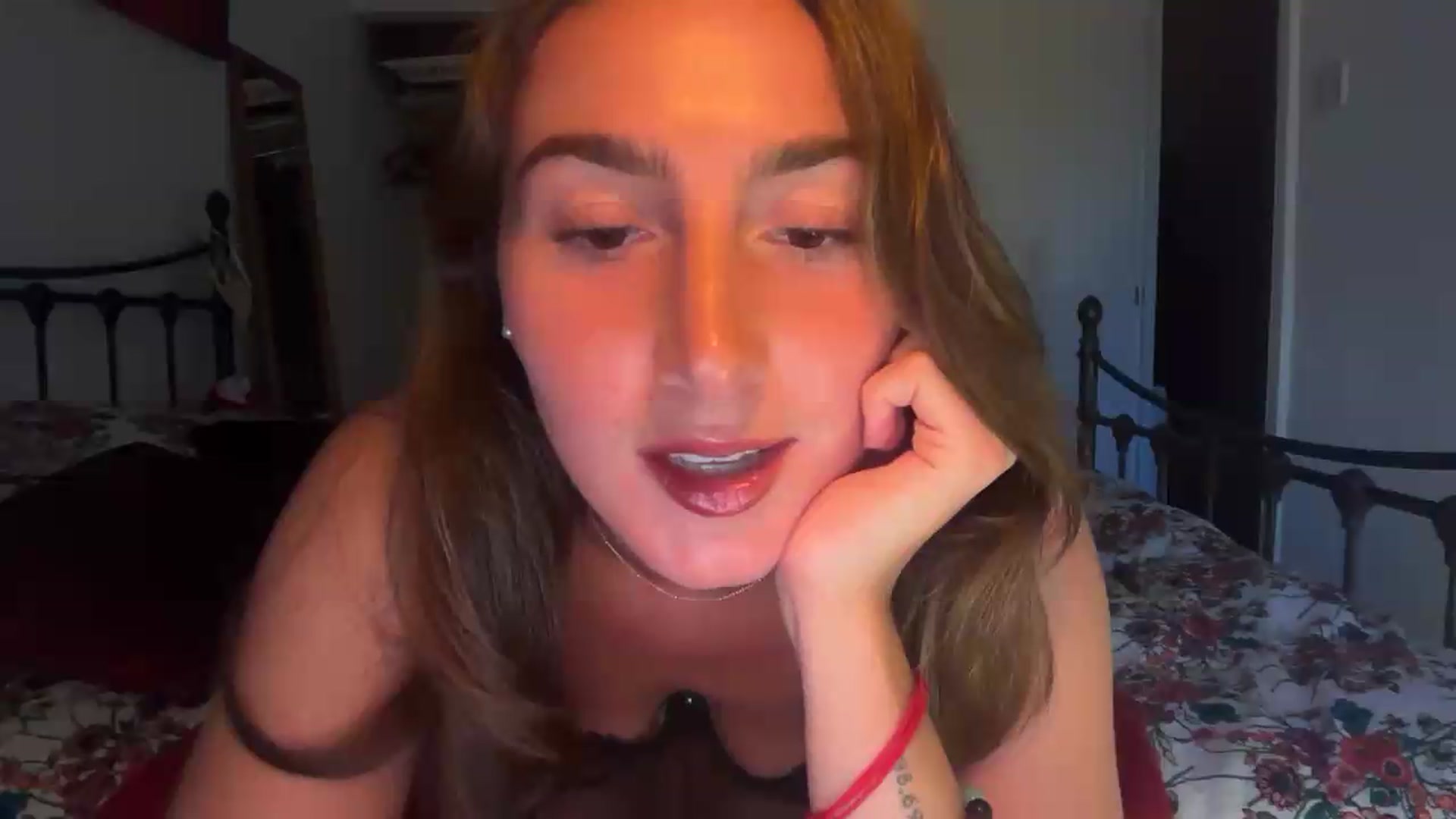 Gallery image thumbnail from CheekyKiki_xox's myfreecams stream on, 08/31/2026, 19:00 image 20 of 20