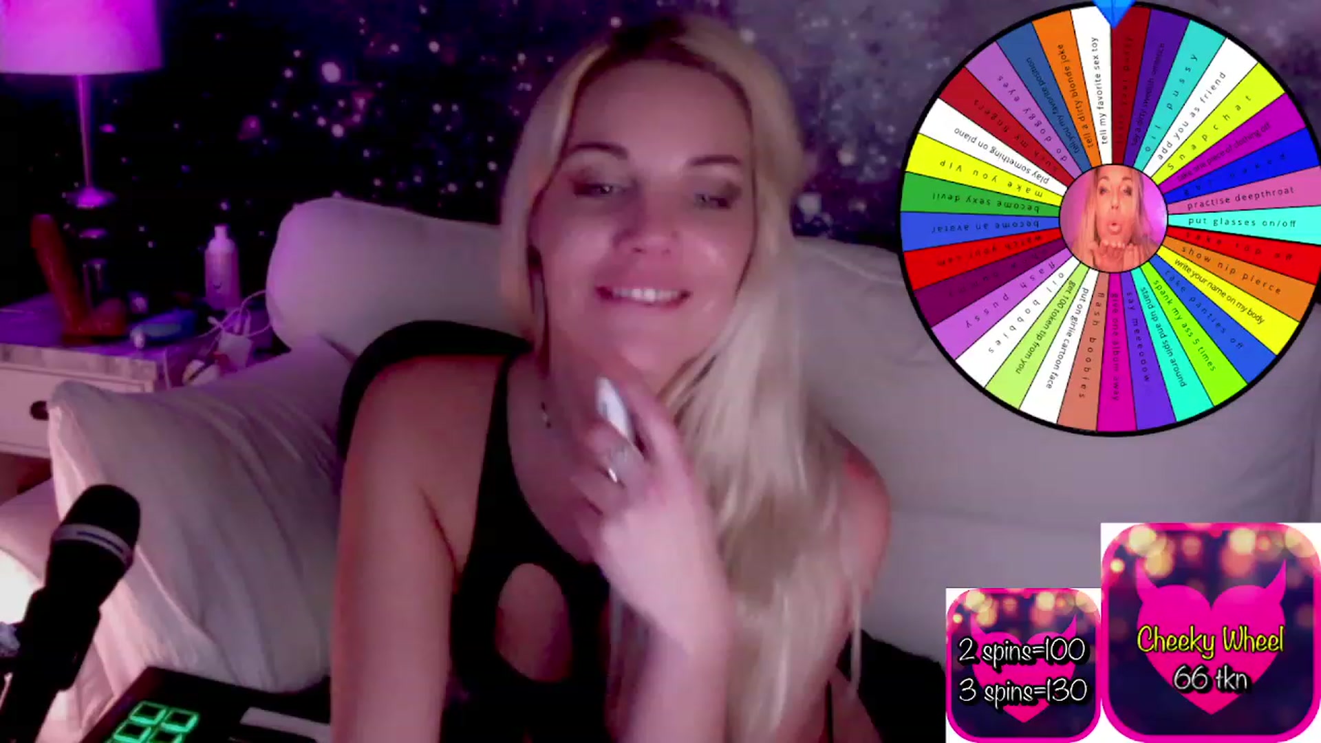 Gallery image thumbnail from CheekySwede's myfreecams stream on, 11/19/2022, 14:16 image 15 of 20