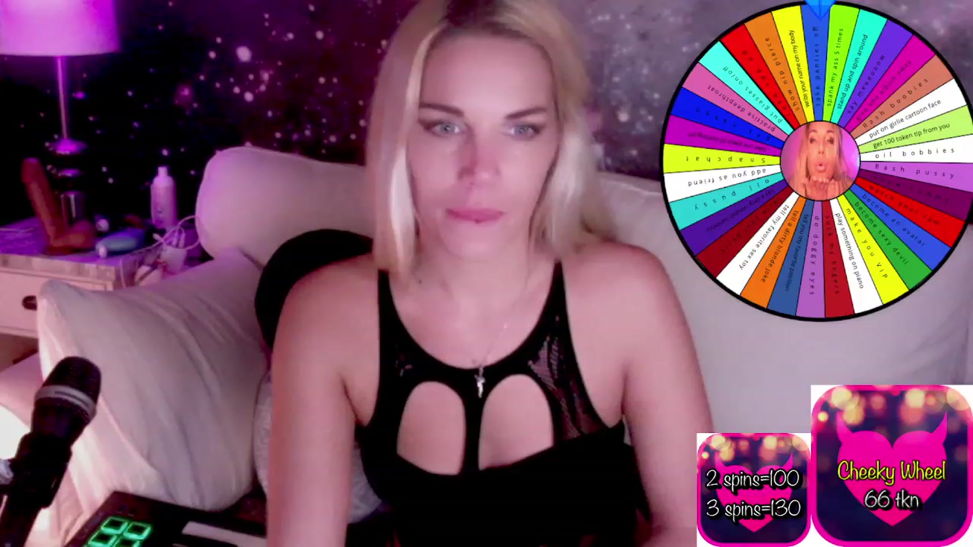 Gallery image thumbnail from CheekySwede's myfreecams stream on, 11/19/2022, 14:16 image 9 of 20