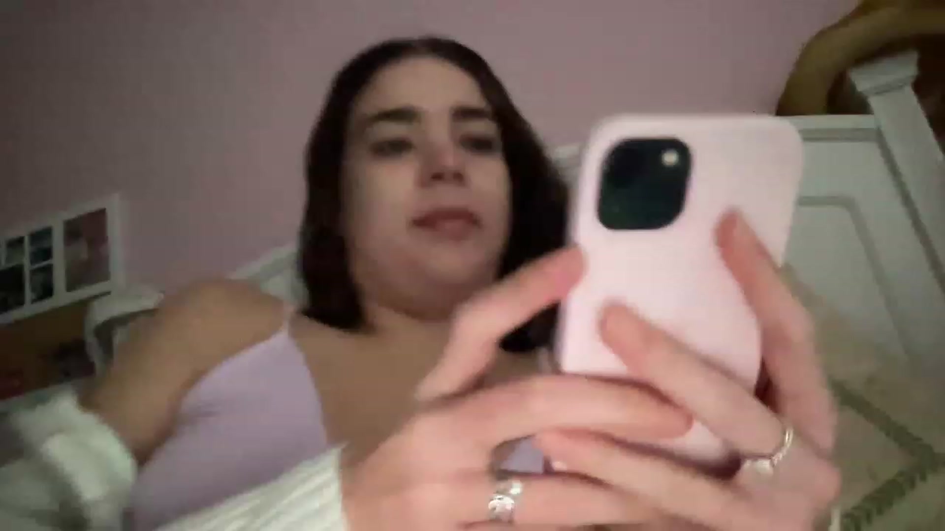 Gallery image thumbnail from Chelseara3's myfreecams stream on, 05/06/2023, 18:58 image 14 of 20
