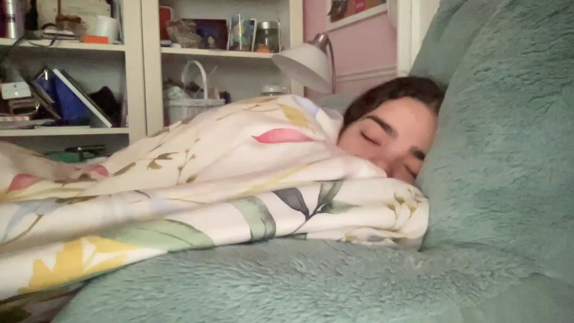 Gallery image thumbnail from Chelseara3's myfreecams stream on, 05/06/2023, 20:33 image 18 of 20