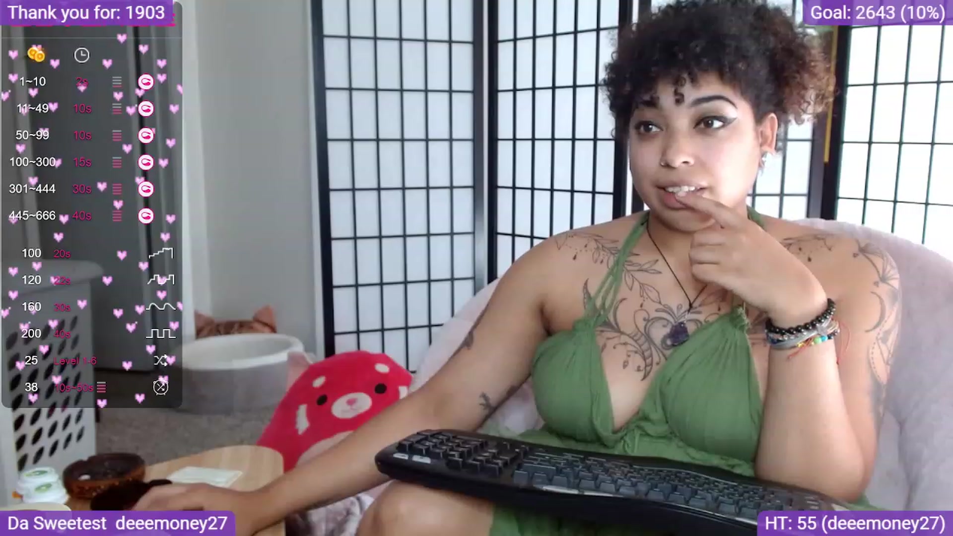 Gallery image thumbnail from CherriBombzz's myfreecams stream on, 02/25/2023, 19:46 image 2 of 20