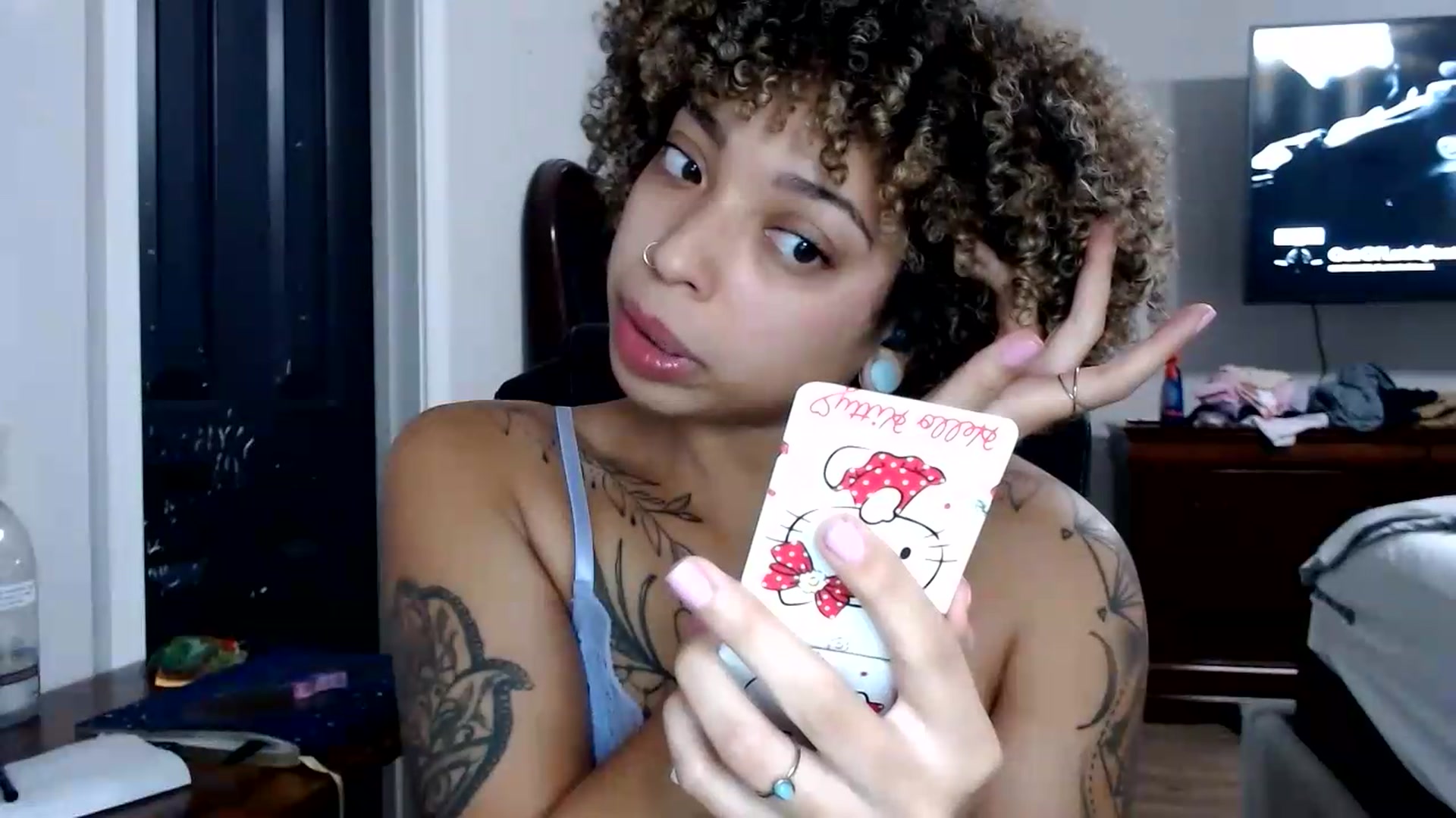 Gallery image thumbnail from CherriBombzz's myfreecams stream on, 08/18/2026, 16:33 image 2 of 20