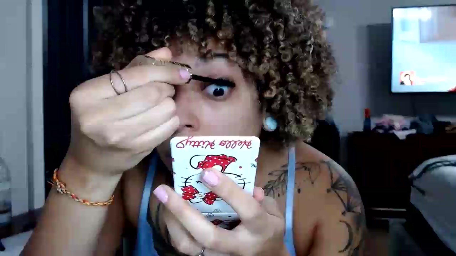 Gallery image thumbnail from CherriBombzz's myfreecams stream on, 08/18/2026, 16:33 image 1 of 20