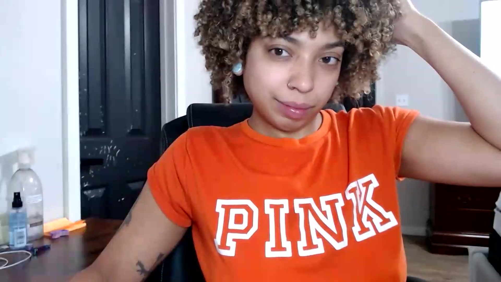 Gallery image thumbnail from CherriBombzz's myfreecams stream on, 08/19/2026, 13:25 image 11 of 20