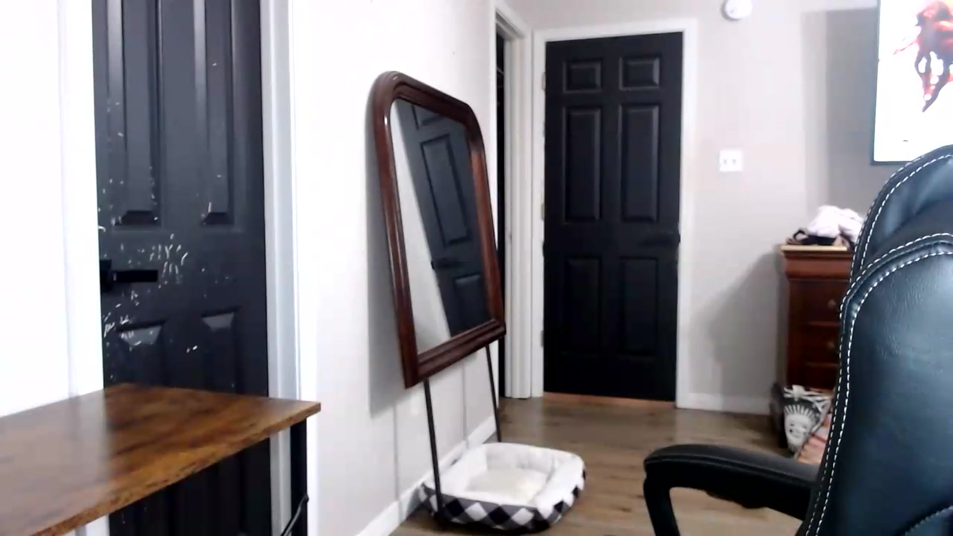 Gallery image thumbnail from CherriBombzz's myfreecams stream on, 08/24/2026, 16:09 image 10 of 20