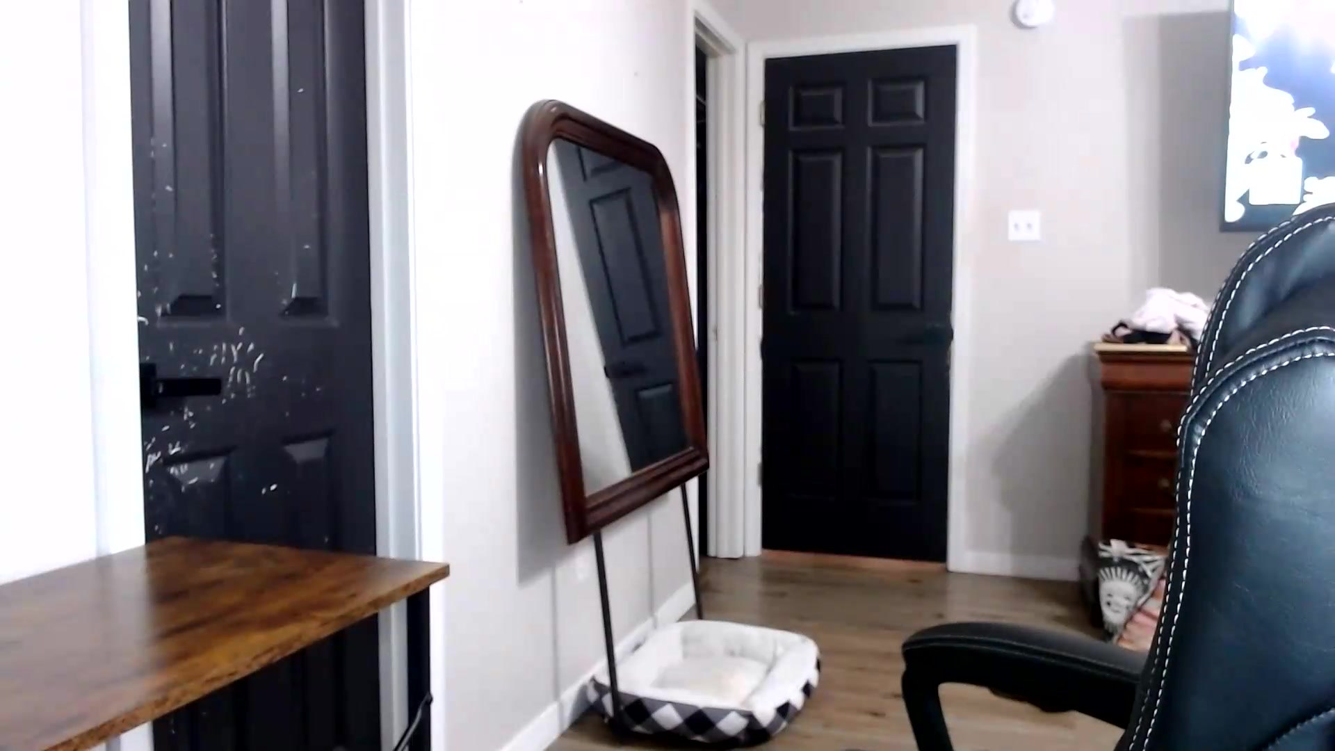 Gallery image thumbnail from CherriBombzz's myfreecams stream on, 08/24/2026, 16:09 image 14 of 20