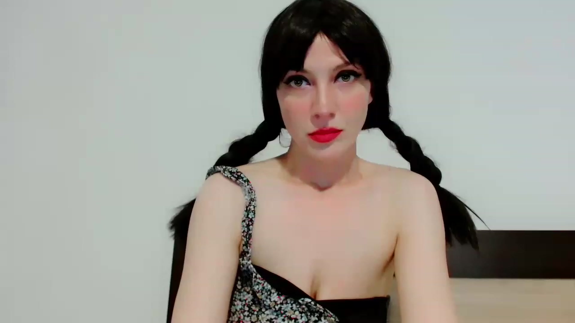 Gallery image thumbnail from CherrishDimX's myfreecams stream on, 06/18/2023, 12:11 image 16 of 20