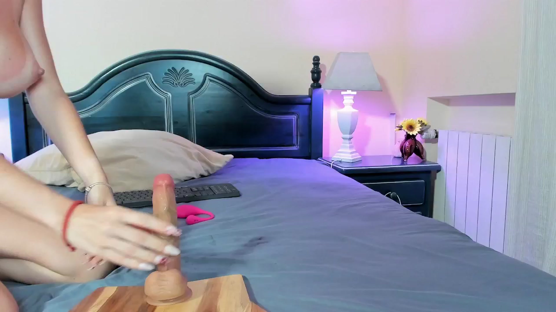 Gallery image thumbnail from CherryBaabe's myfreecams stream on, 04/21/2025, 17:54 image 8 of 20