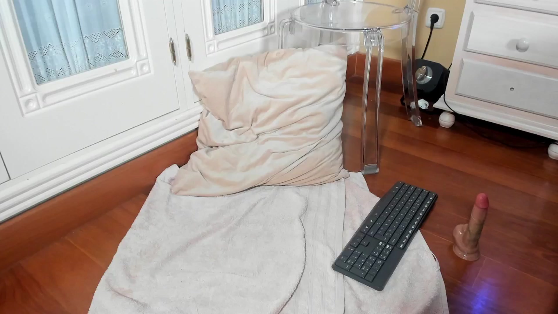 Gallery image thumbnail from CherryBaabe's myfreecams stream on, 06/05/2025, 20:00 image 20 of 20