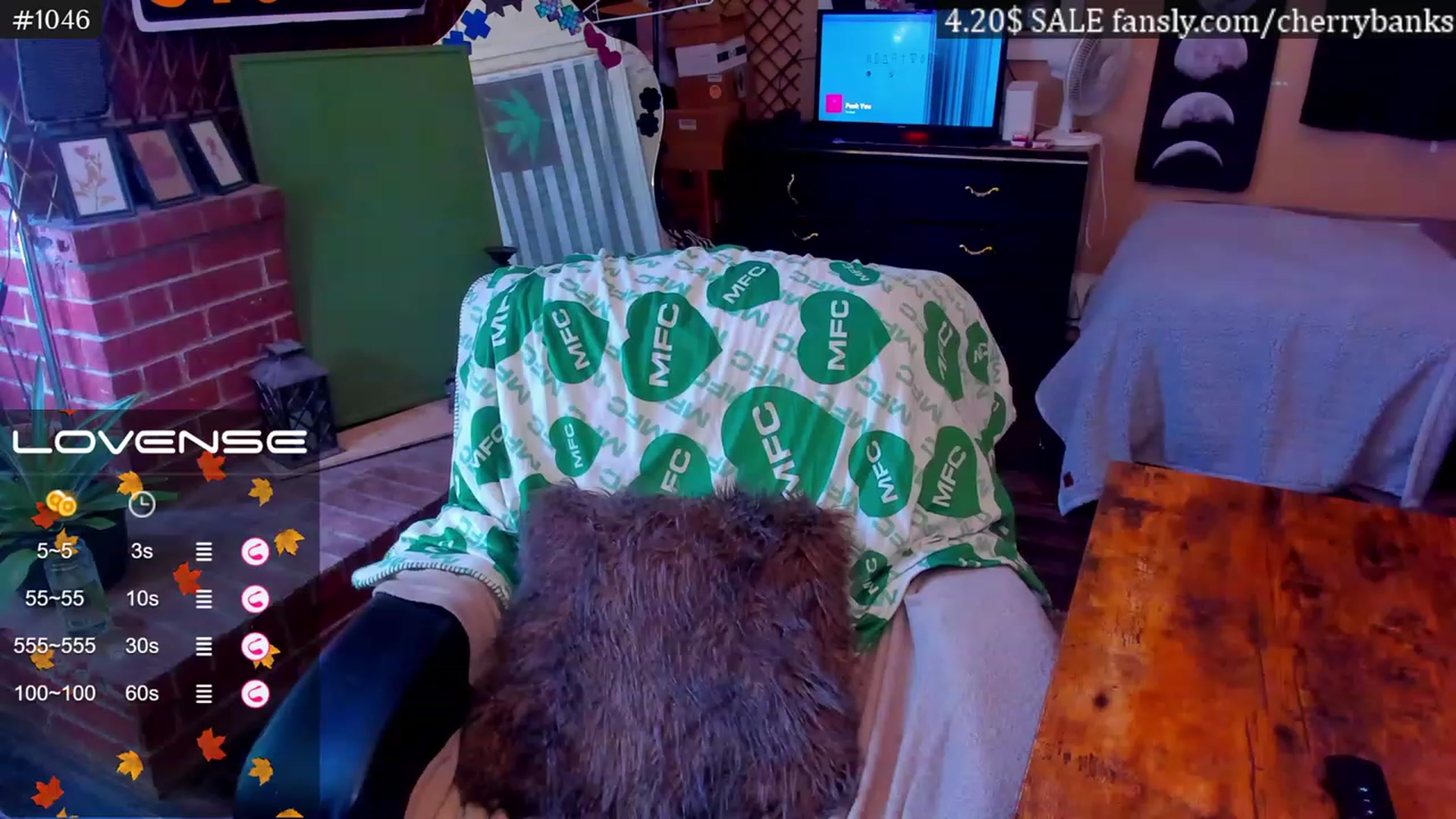Gallery image thumbnail from CherryBanks's myfreecams stream on, 11/16/2022, 18:02 image 7 of 20