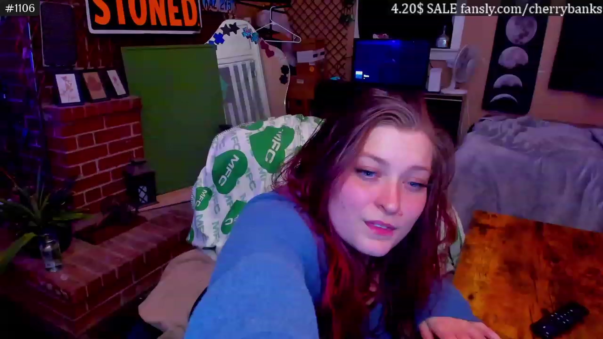 Gallery image thumbnail from CherryBanks's myfreecams stream on, 11/21/2022, 04:35 image 15 of 20