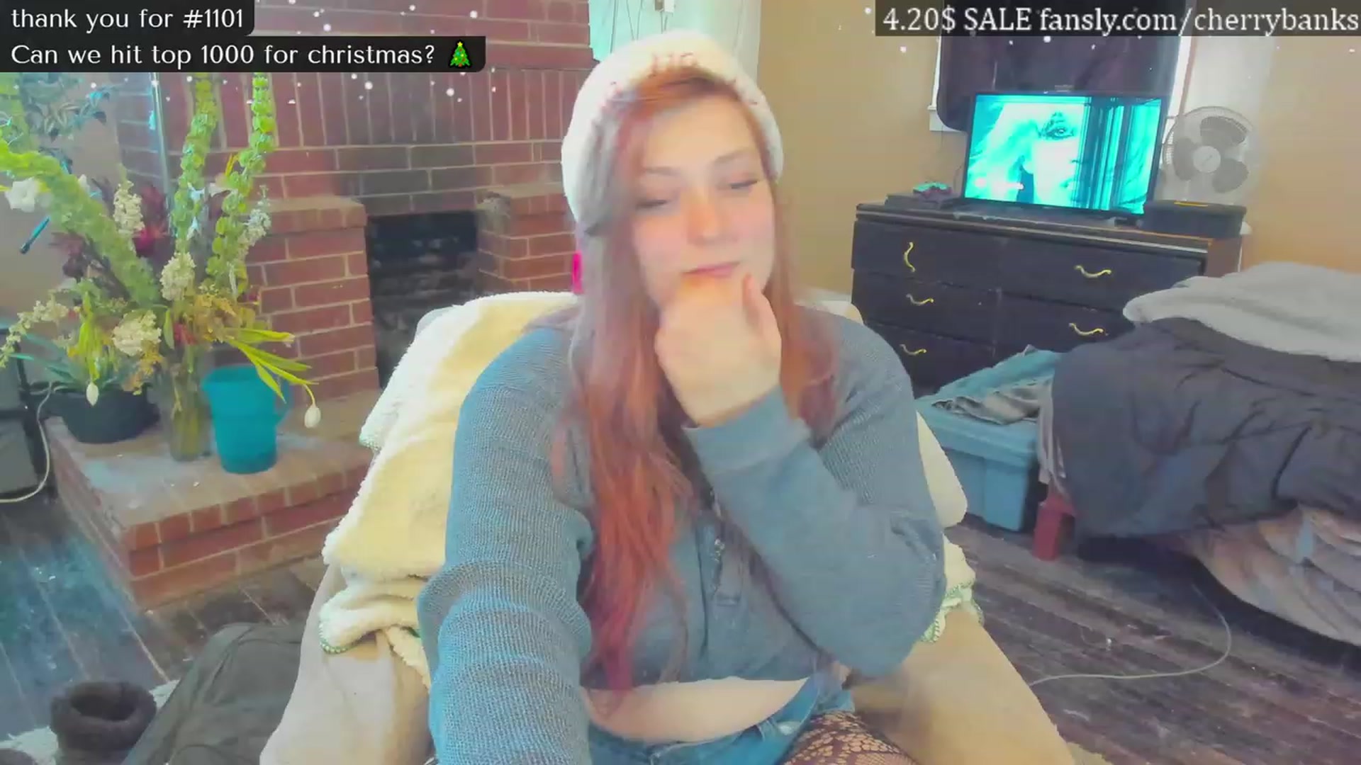 Gallery image thumbnail from CherryBanks's myfreecams stream on, 12/25/2022, 19:57 image 2 of 20