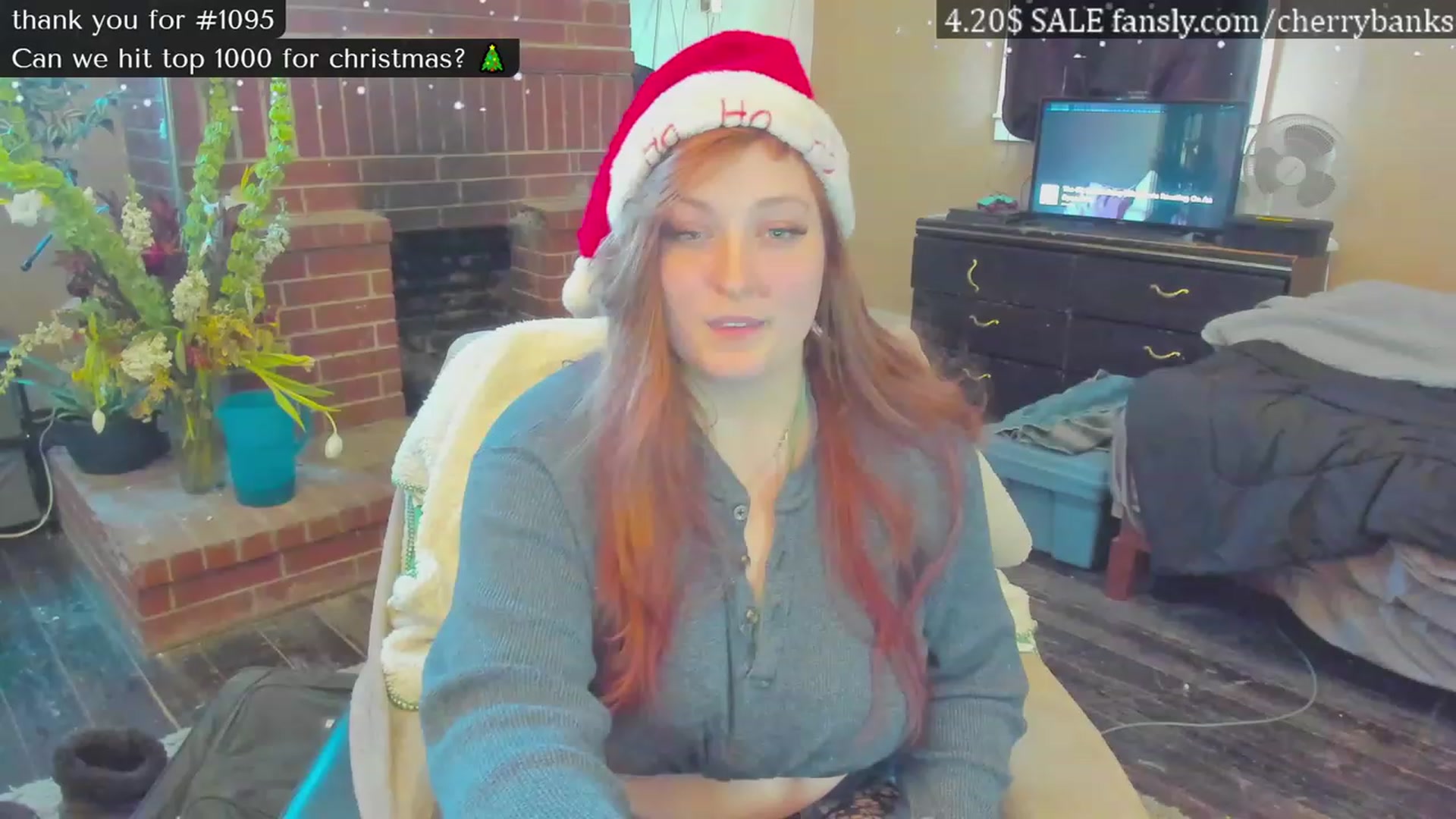 Gallery image thumbnail from CherryBanks's myfreecams stream on, 12/25/2022, 19:57 image 9 of 20