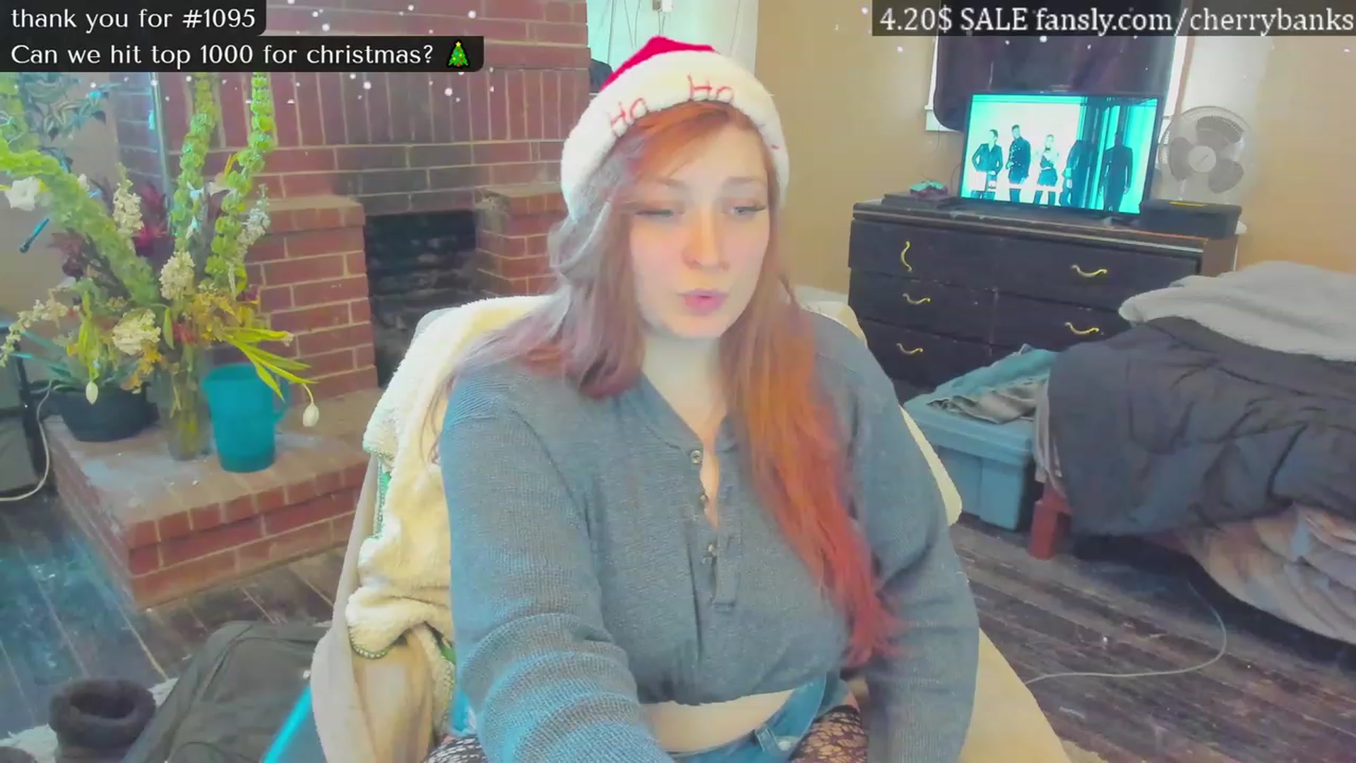 Gallery image thumbnail from CherryBanks's myfreecams stream on, 12/25/2022, 19:57 image 8 of 20