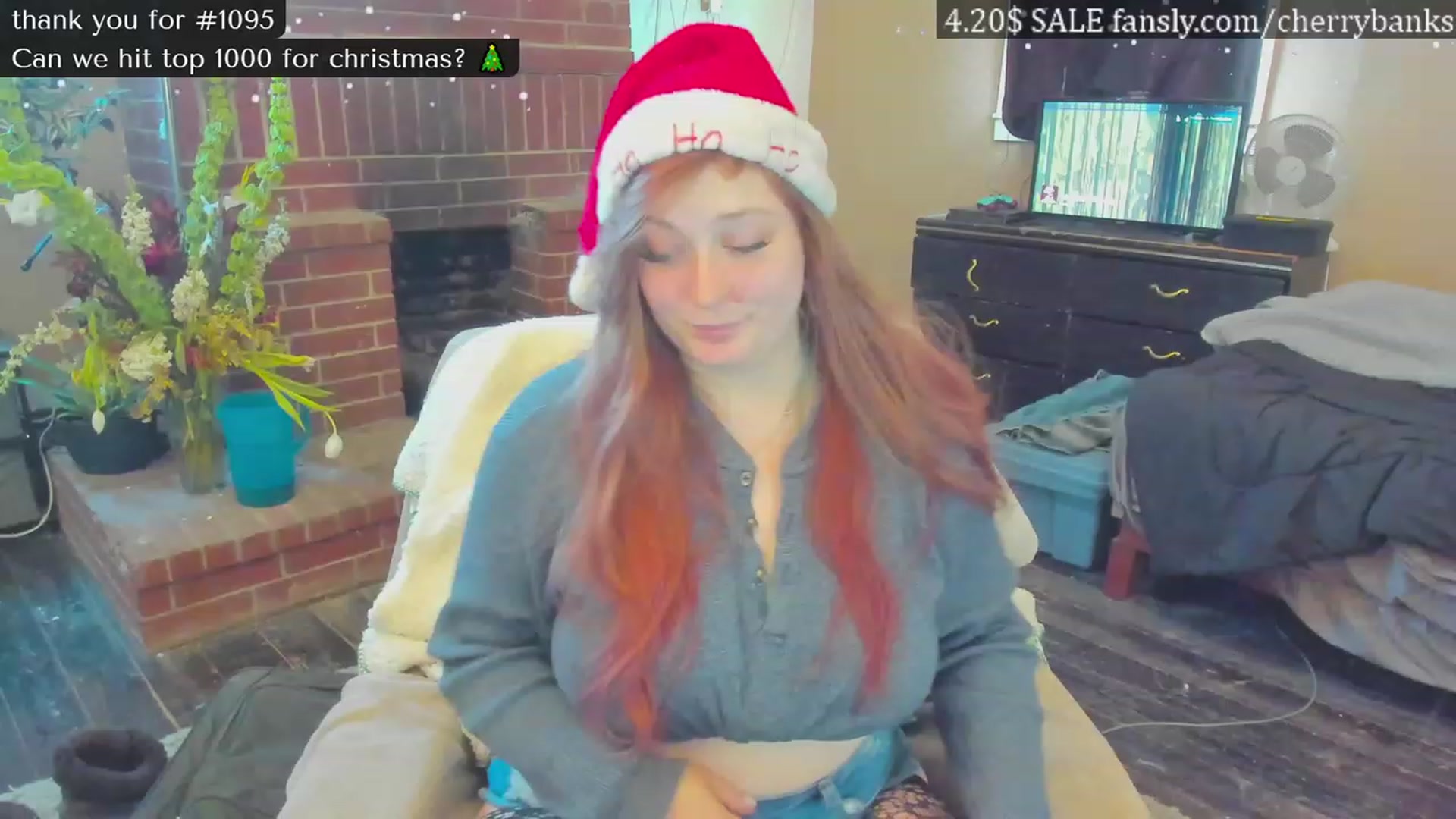Gallery image thumbnail from CherryBanks's myfreecams stream on, 12/25/2022, 19:57 image 10 of 20
