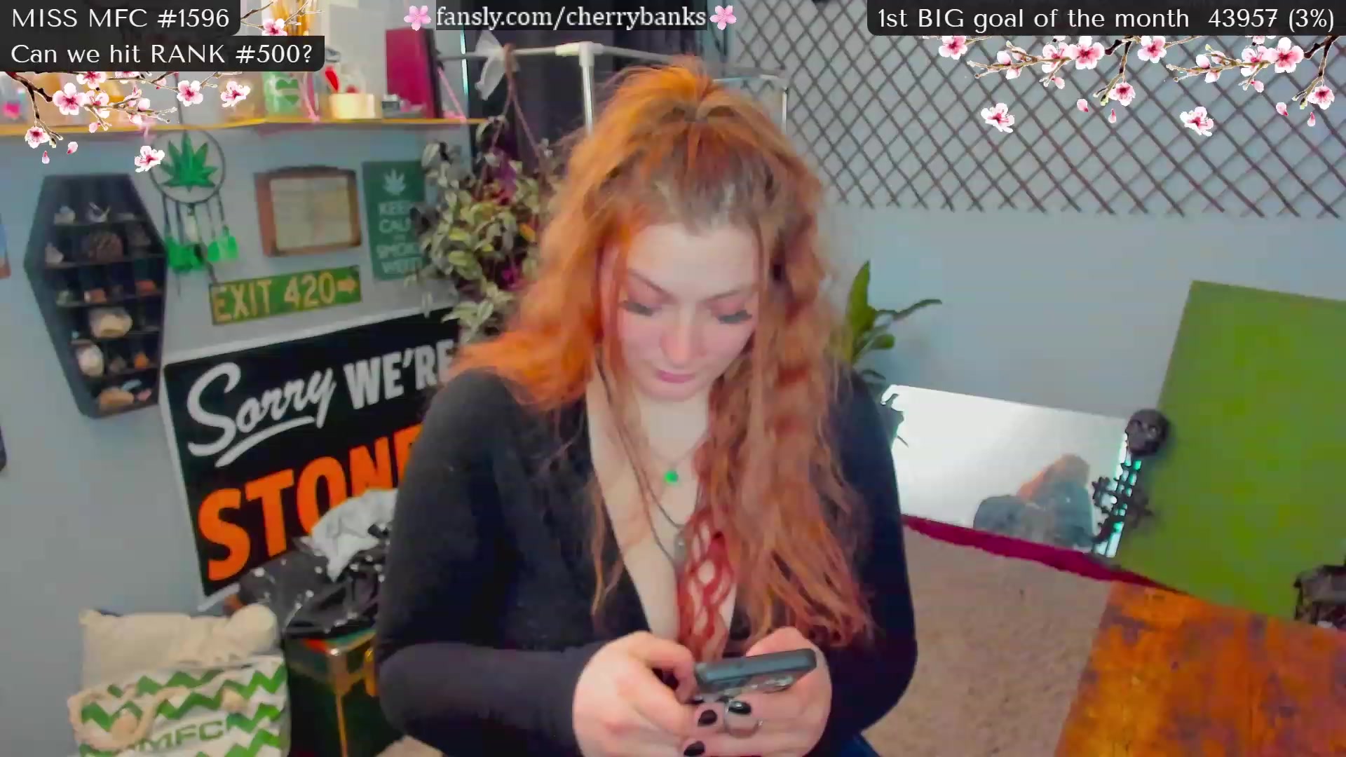Gallery image thumbnail from CherryBanks's myfreecams stream on, 02/02/2023, 18:14 image 13 of 20
