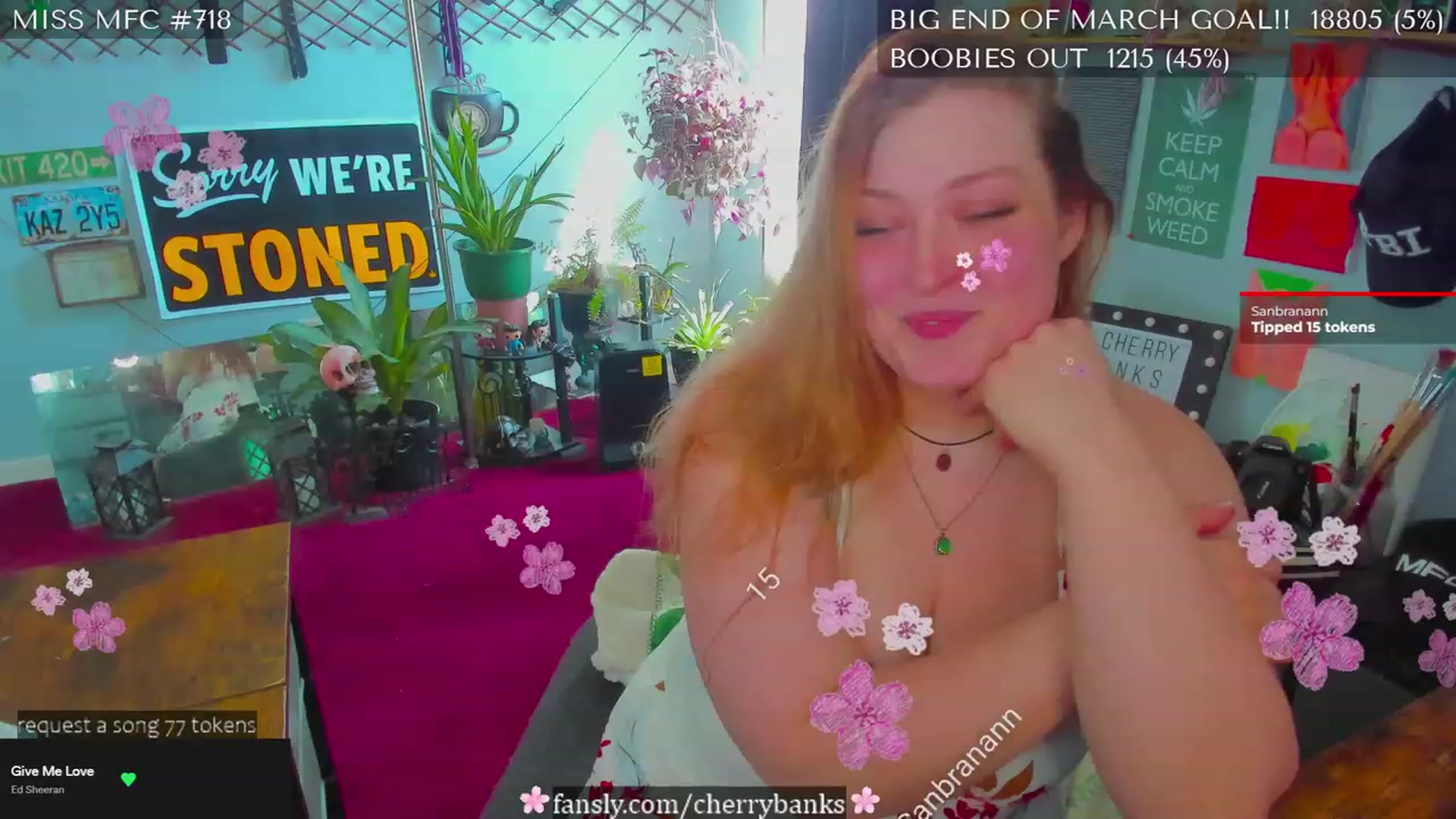 Gallery image thumbnail from CherryBanks's myfreecams stream on, 03/27/2023, 17:20 image 14 of 20