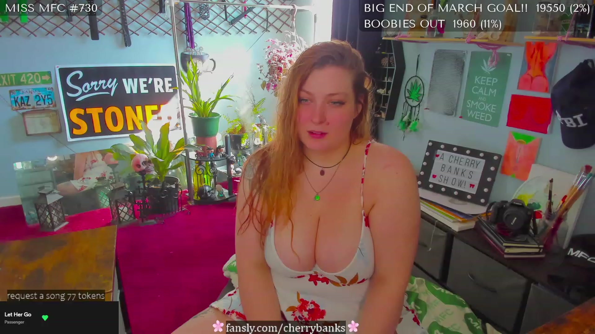 Gallery image thumbnail from CherryBanks's myfreecams stream on, 03/27/2023, 17:20 image 5 of 20