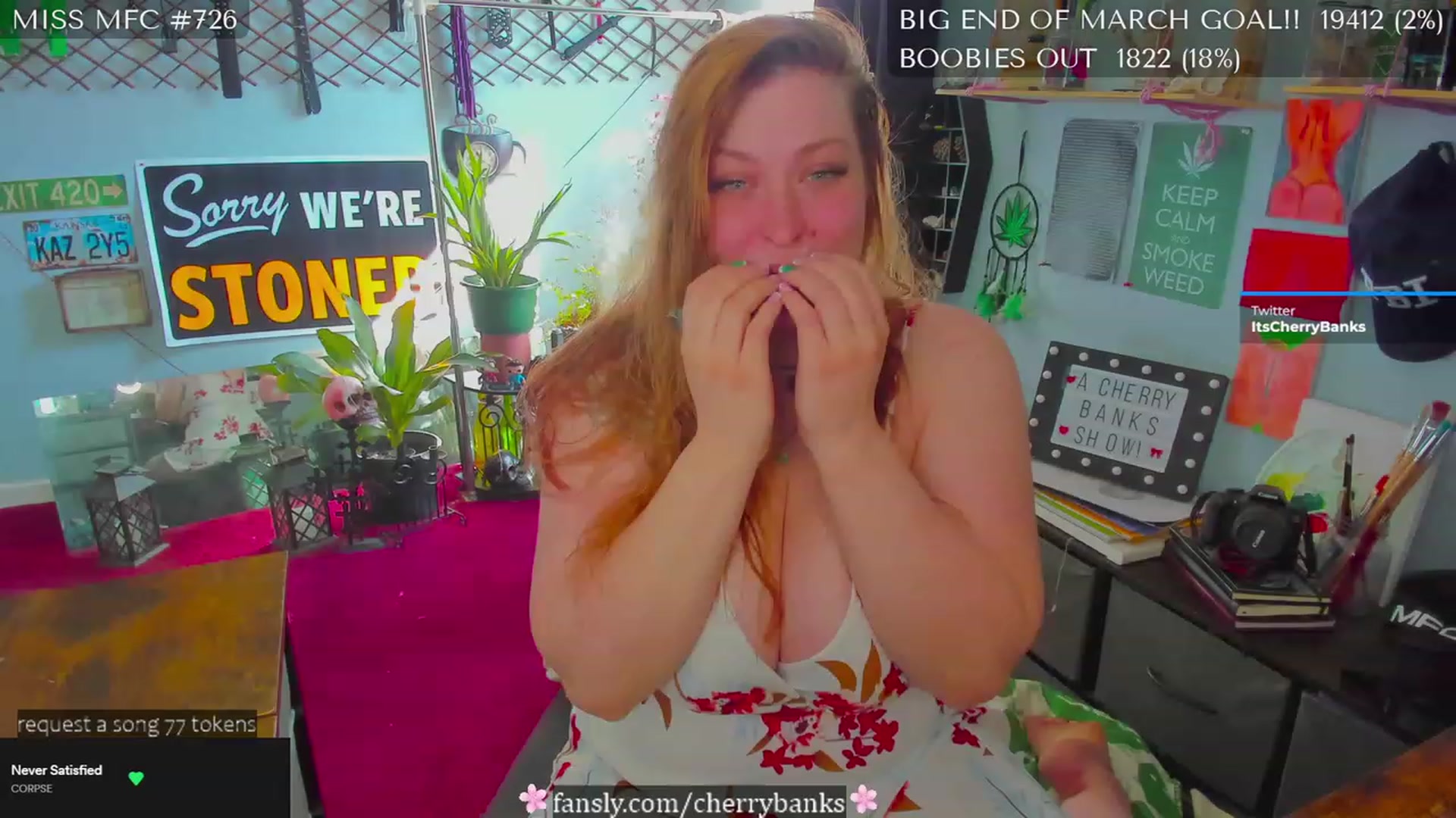 Gallery image thumbnail from CherryBanks's myfreecams stream on, 03/27/2023, 17:20 image 6 of 20