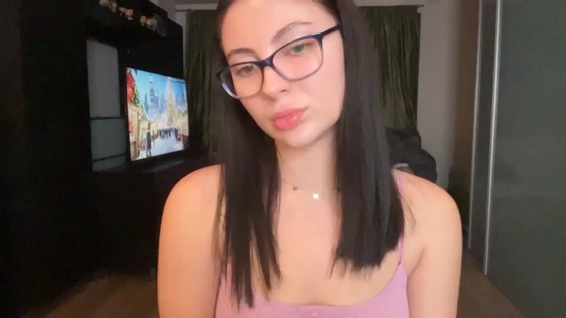 Gallery image thumbnail from CherryCake's myfreecams stream on, 12/24/2024, 01:37 image 1 of 20
