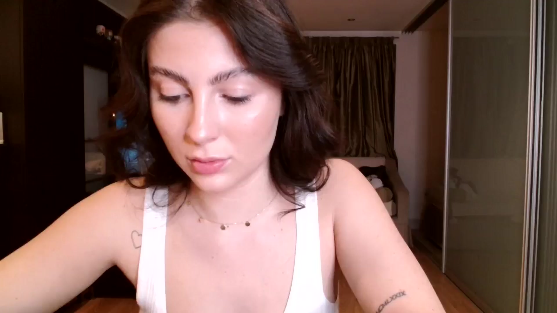 Gallery image thumbnail from CherryCake's myfreecams stream on, 12/30/2024, 21:59 image 8 of 20