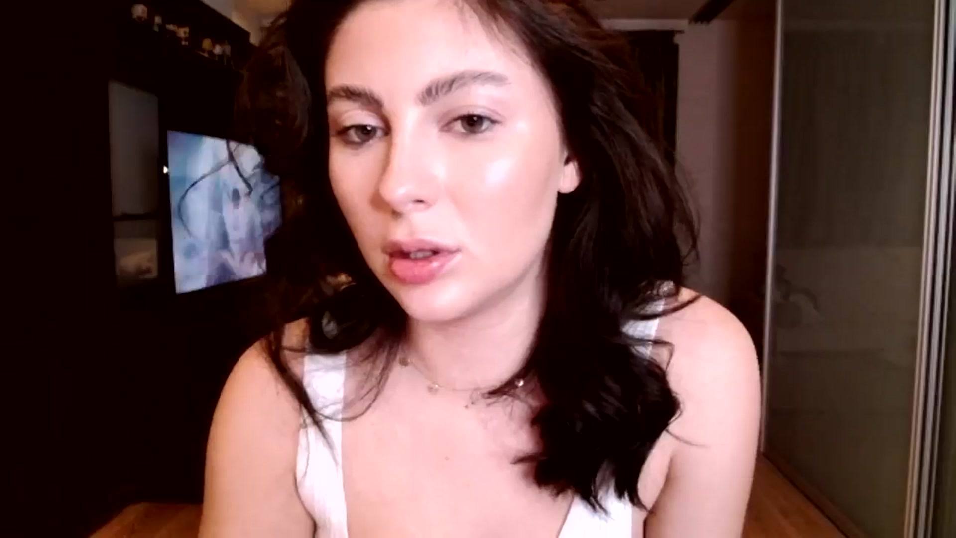 Gallery image thumbnail from CherryCake's myfreecams stream on, 12/30/2024, 22:19 image 17 of 20