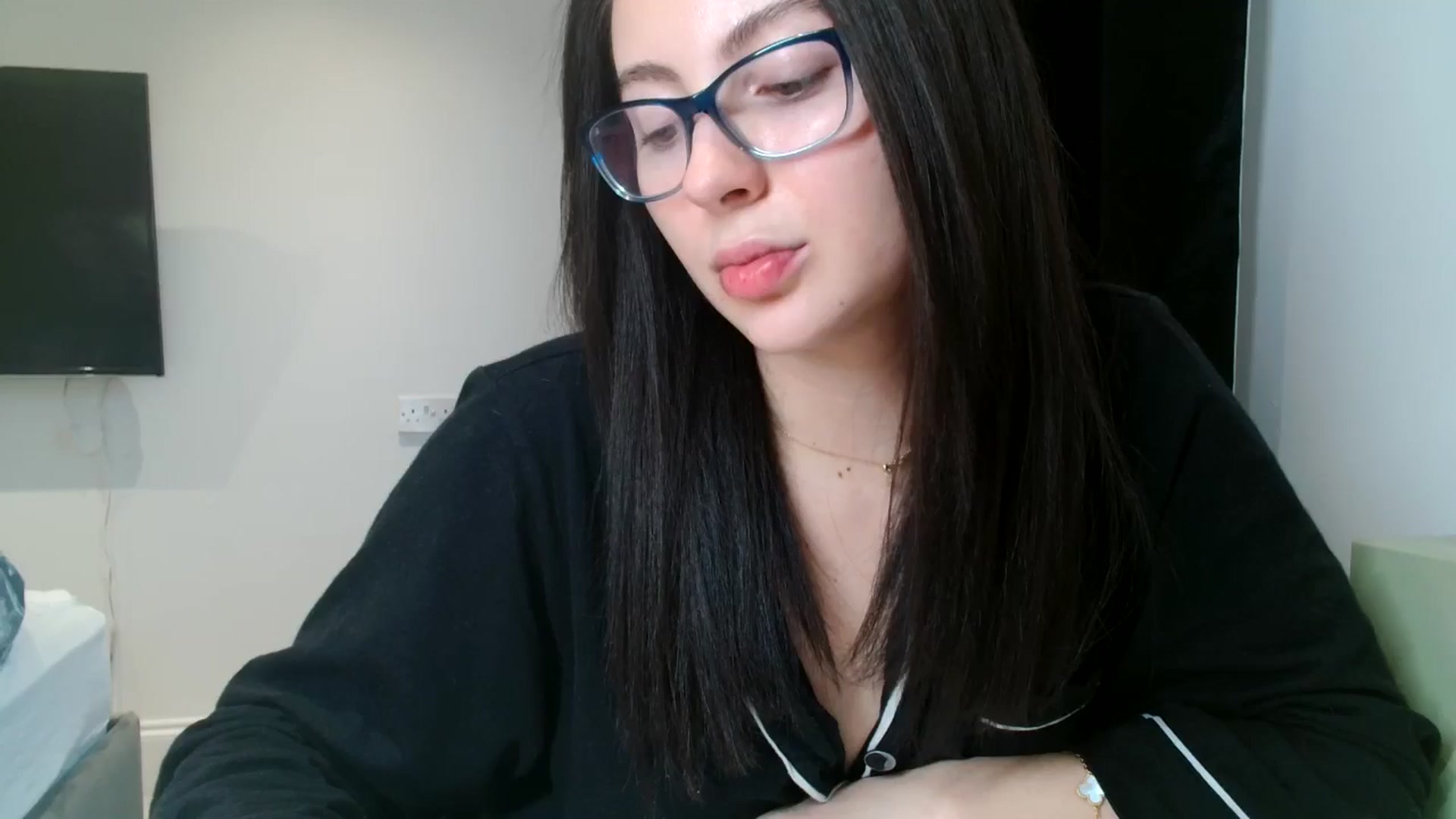 Gallery image thumbnail from CherryCake's myfreecams stream on, 01/07/2025, 15:32 image 20 of 20